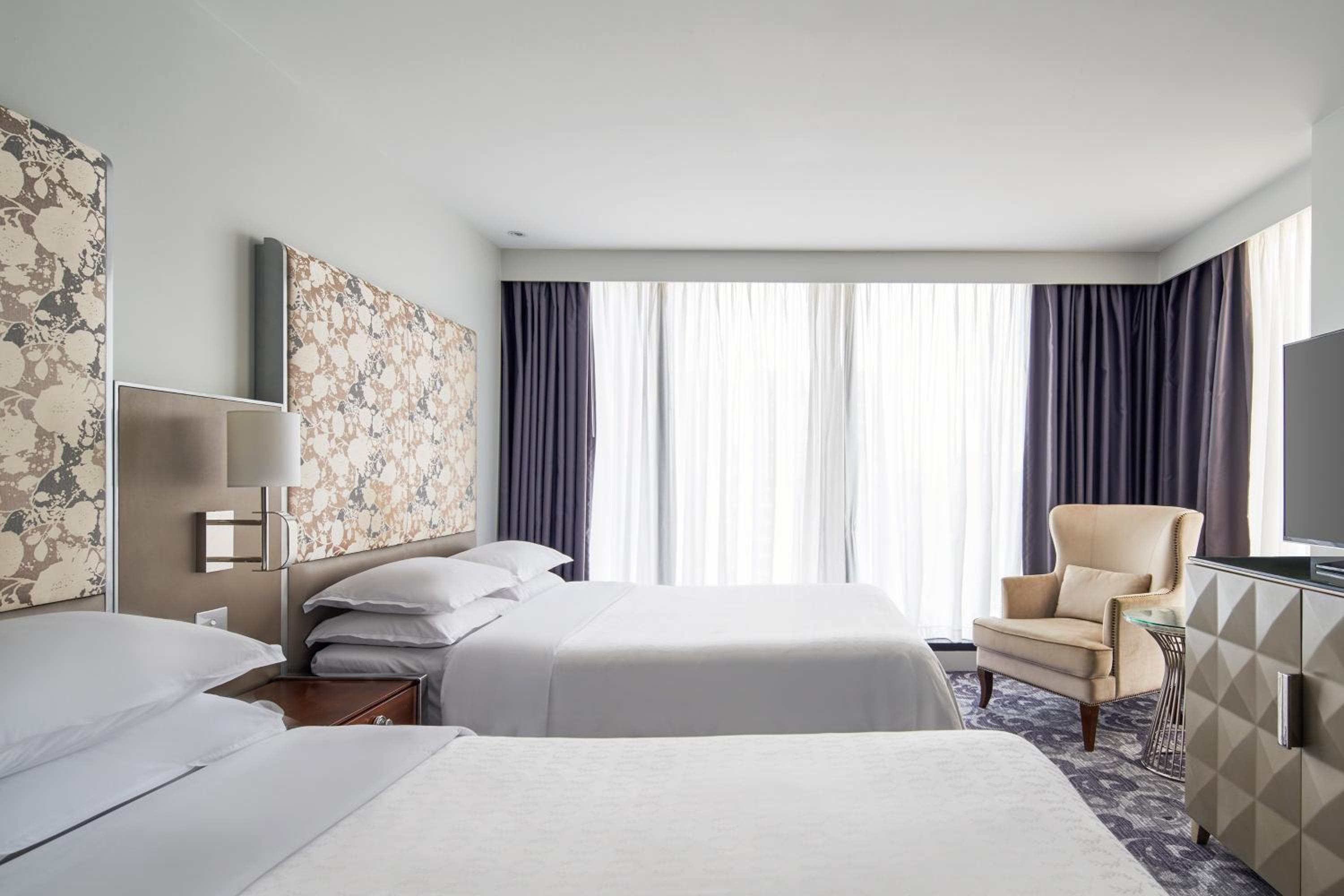 Traditional Room with Two Double Beds