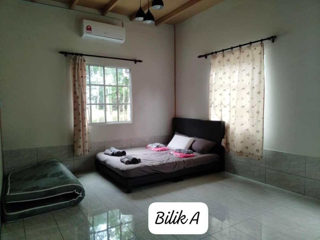 Four-Bedroom House photo 1