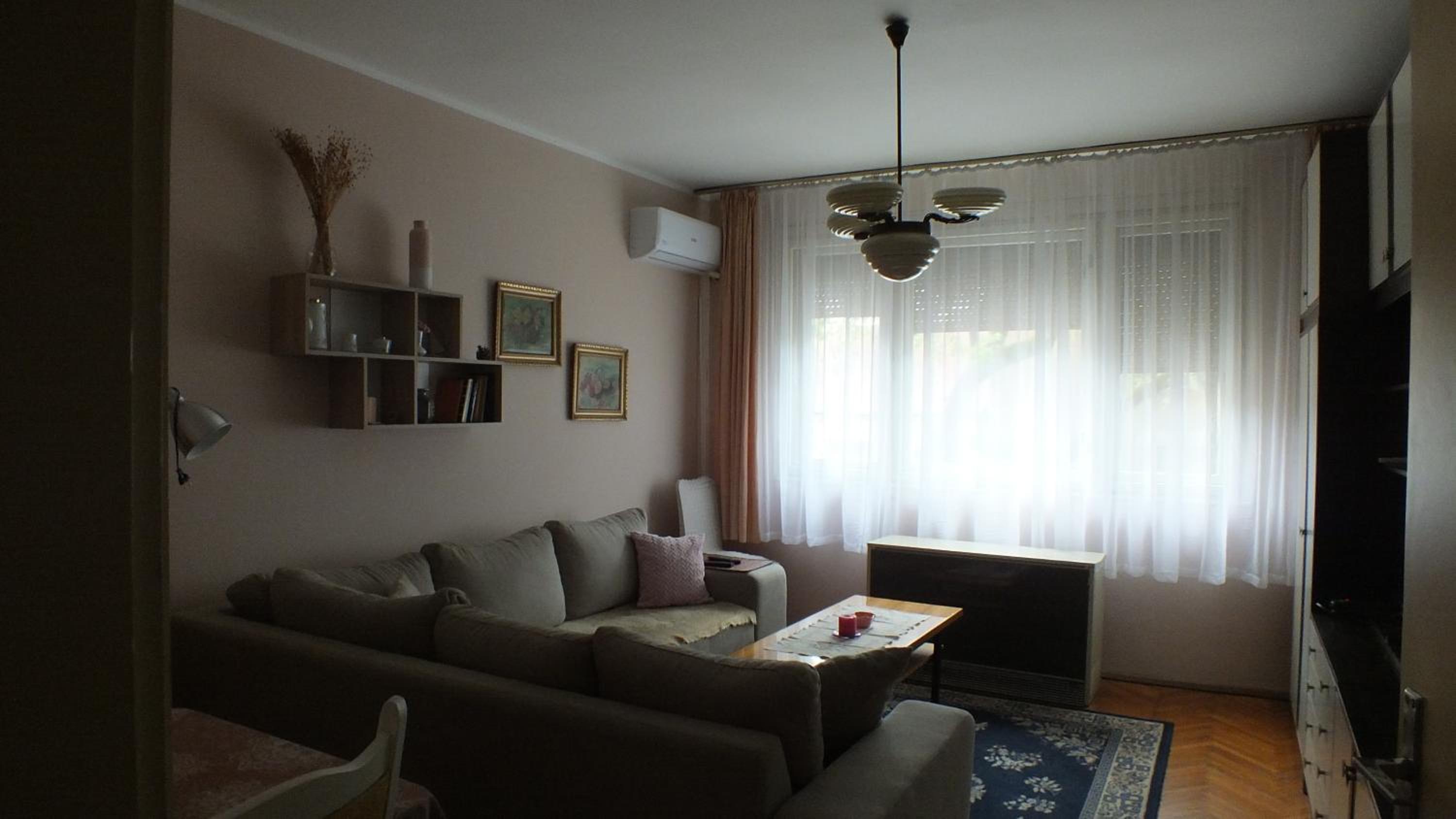 One-Bedroom Apartment photo 3