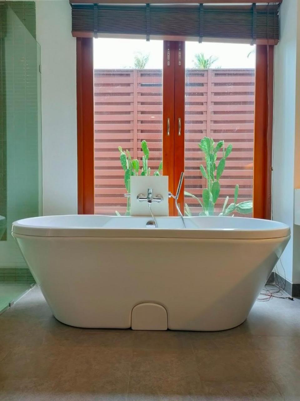 Villa with Private Pool - Photo 31