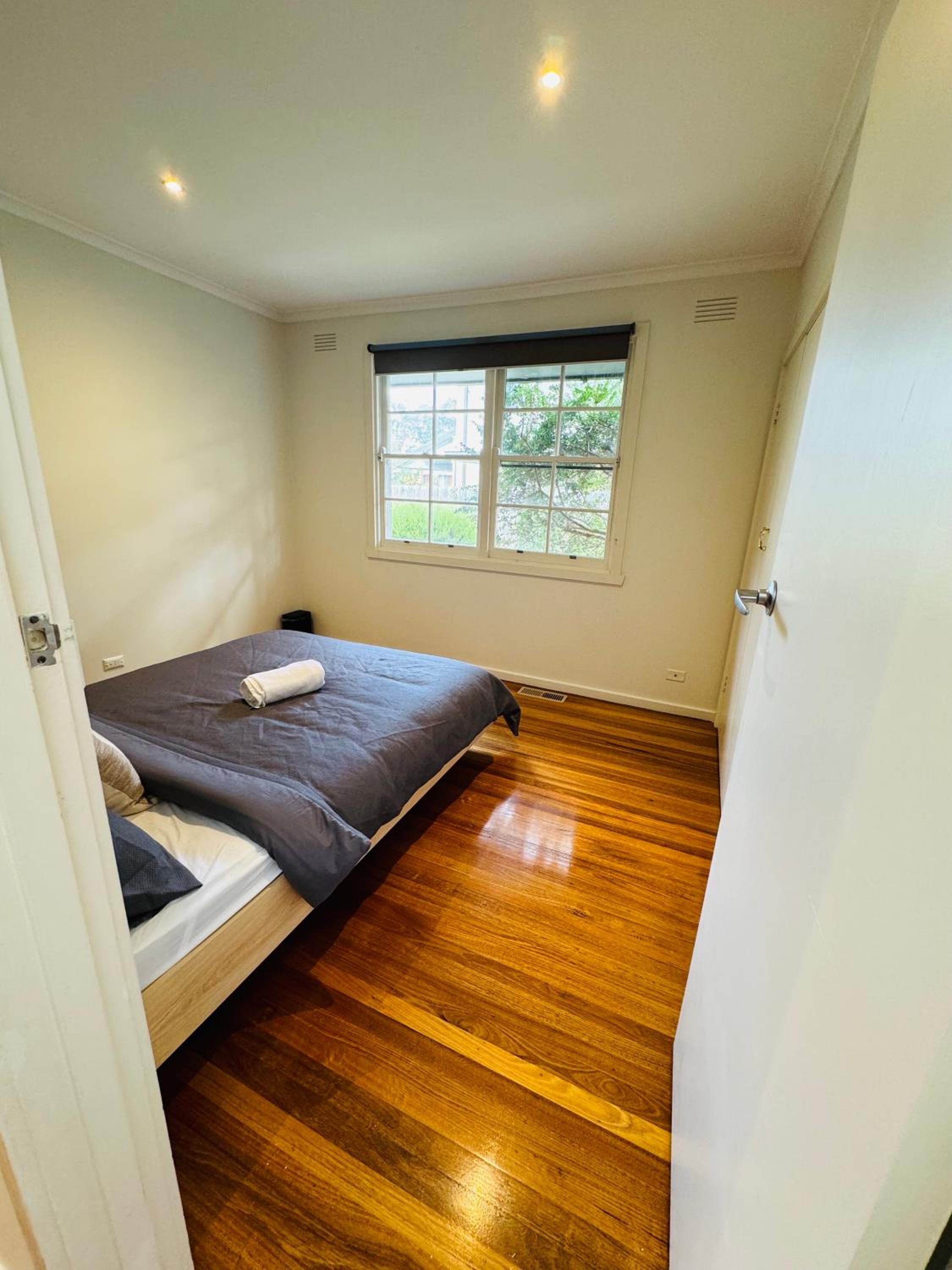 Double Room With Shared Bathroom photo 2