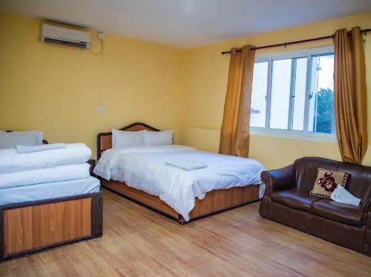 Comfort Triple Room
