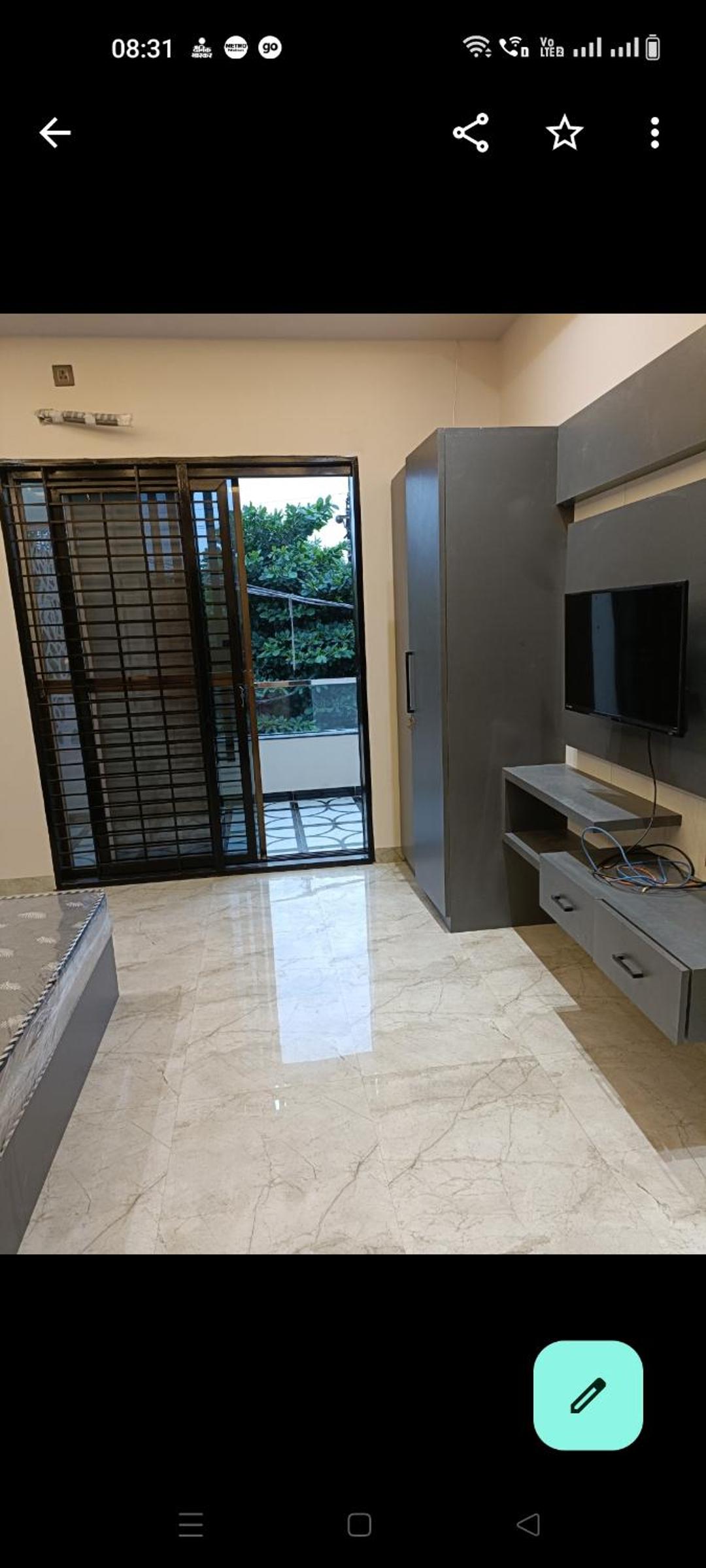 Double Room With Pool View photo 2