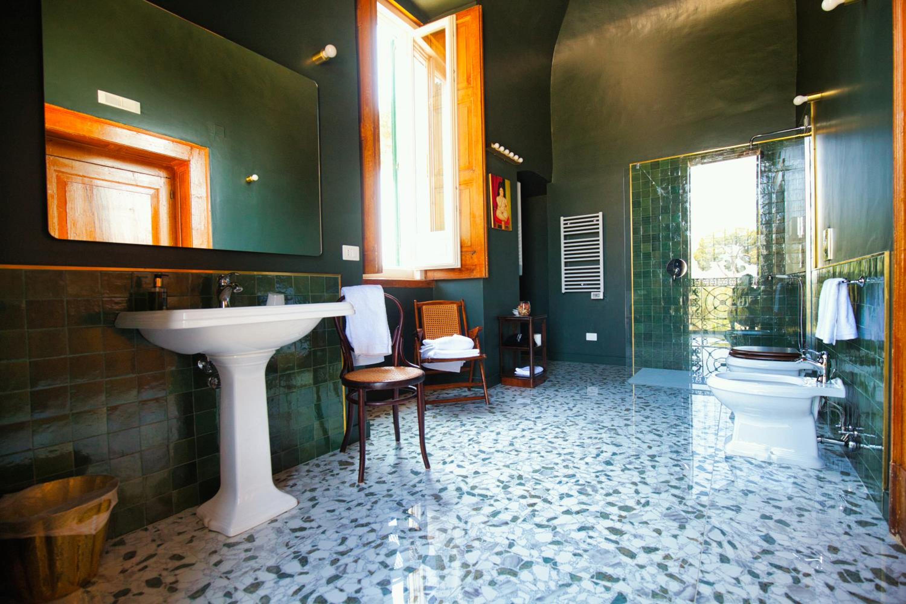 Junior Suite with Garden View photo 2