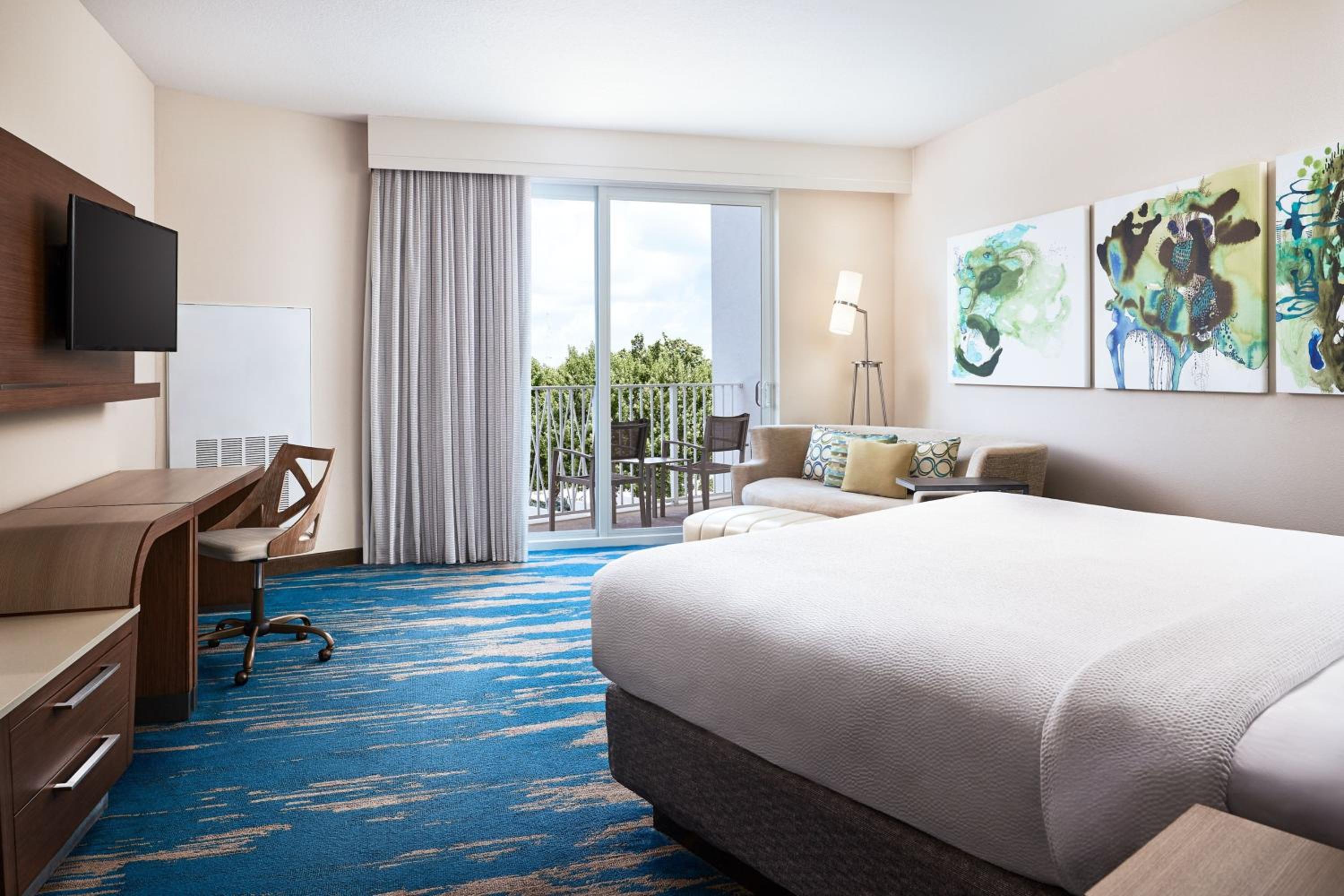 King Room with Sofa Bed and Partial Bay View