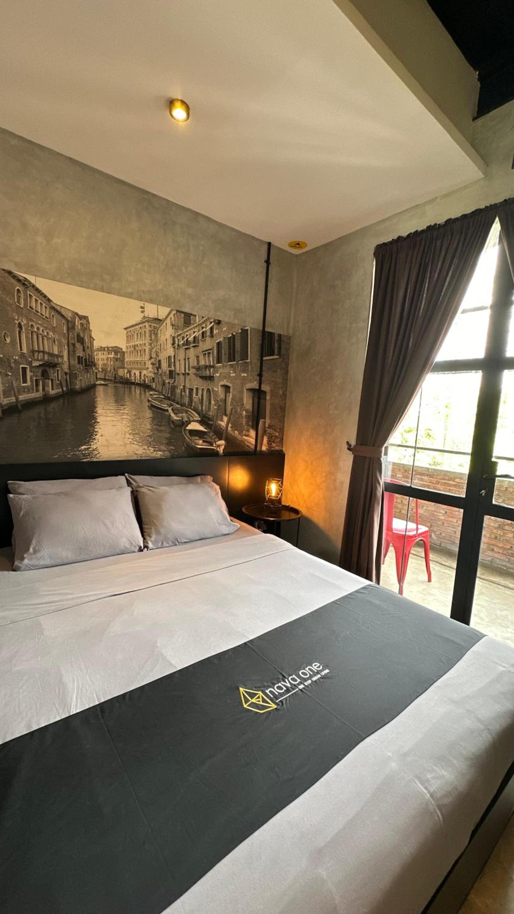 Deluxe Double Room - Photo 1