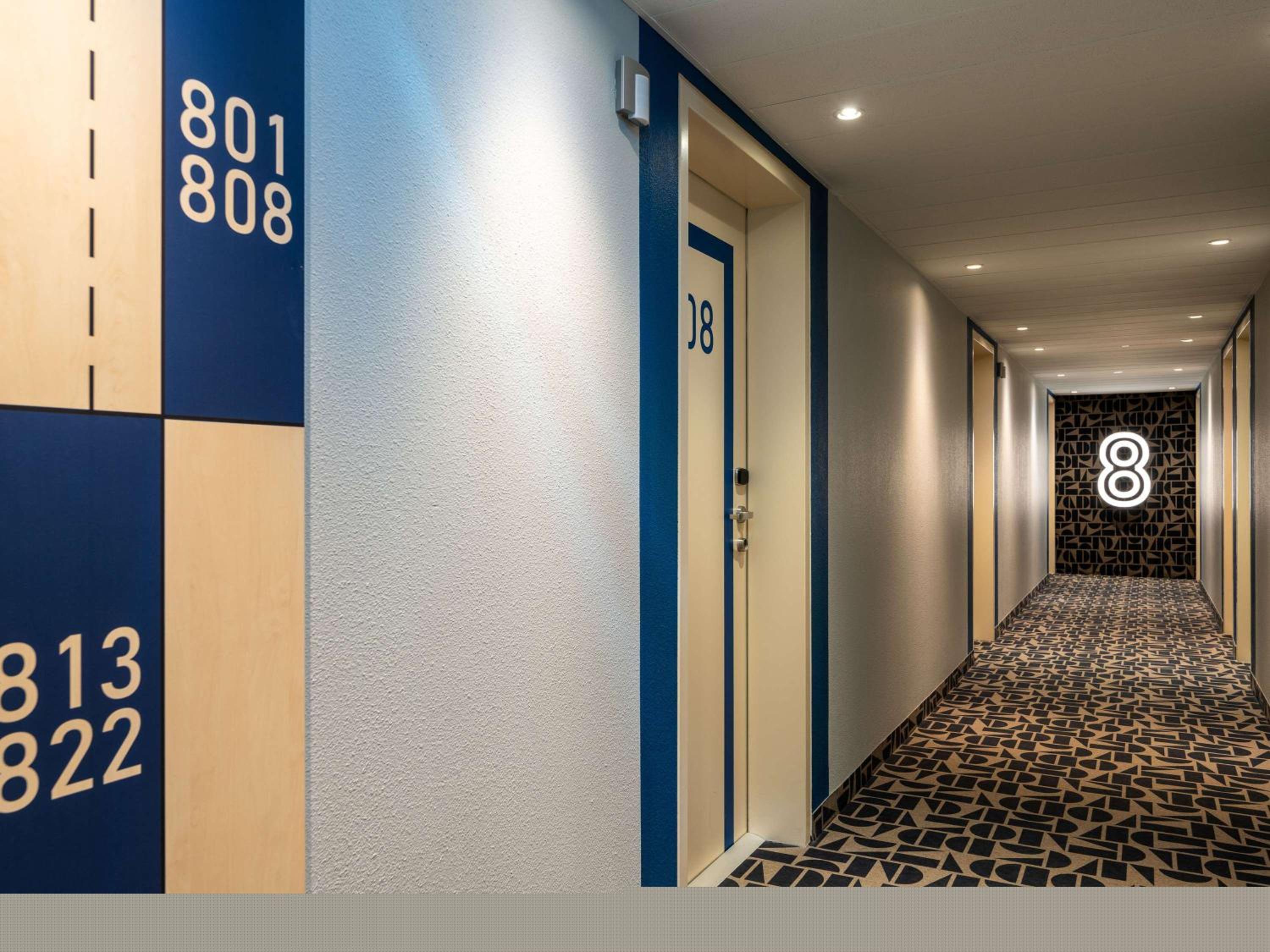 Standard Room with double bed and sofa