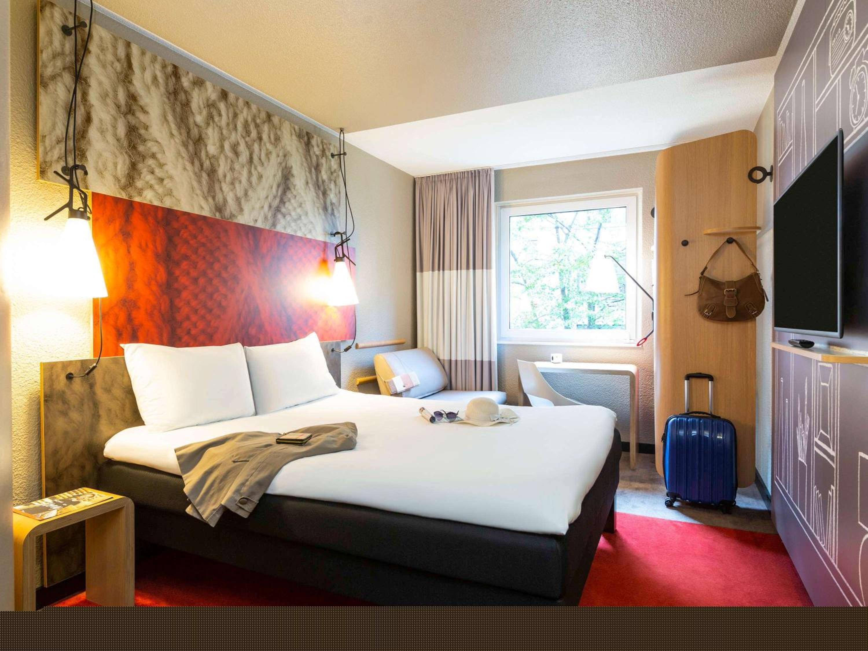 Standard Double Room - Garden Side - Photo 11