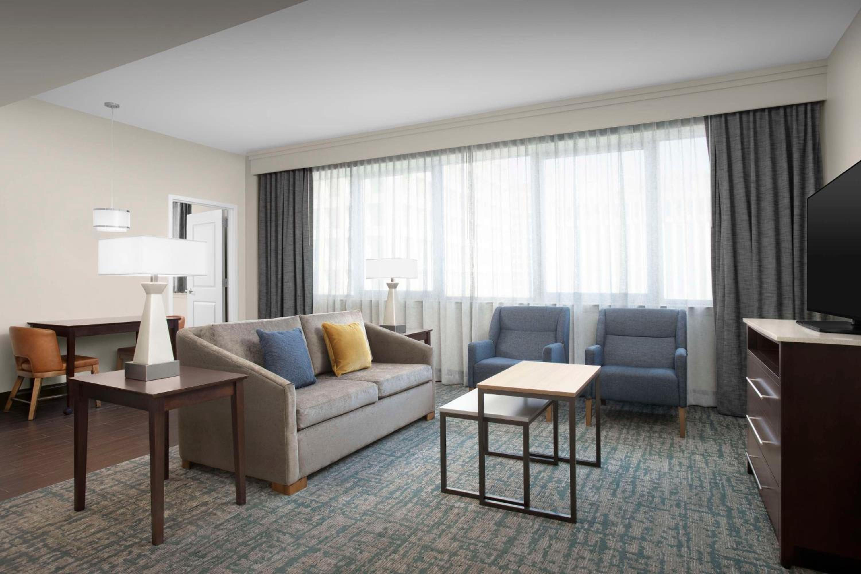 One-Bedroom King Corner Suite photo 1