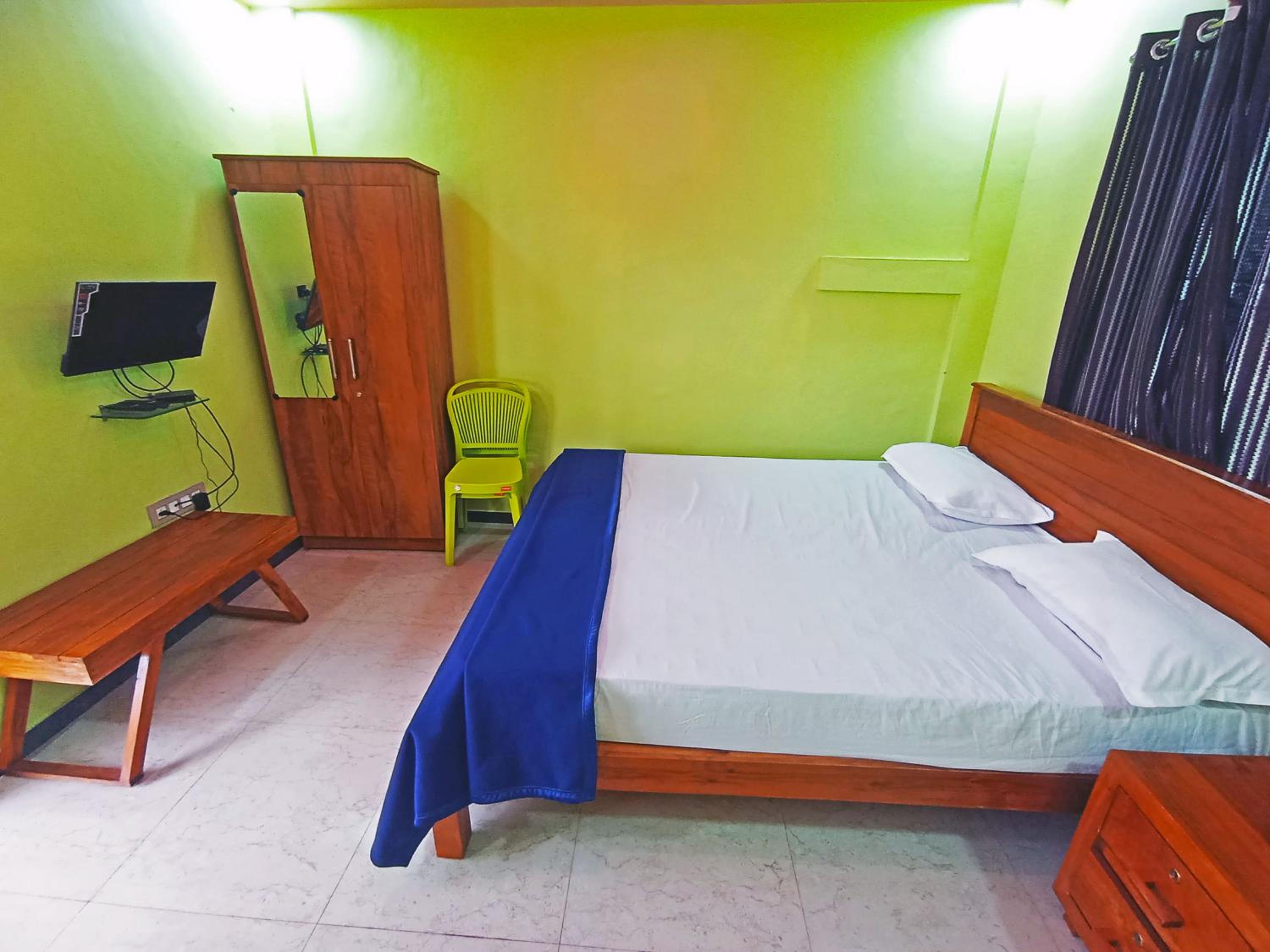 Standard Double Room With Fan - Photo 18