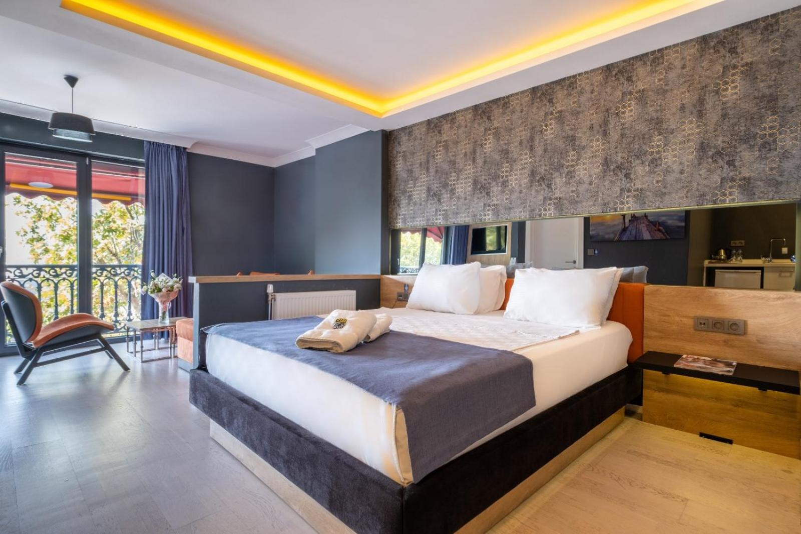 Deluxe Double Room with Sea View photo 2