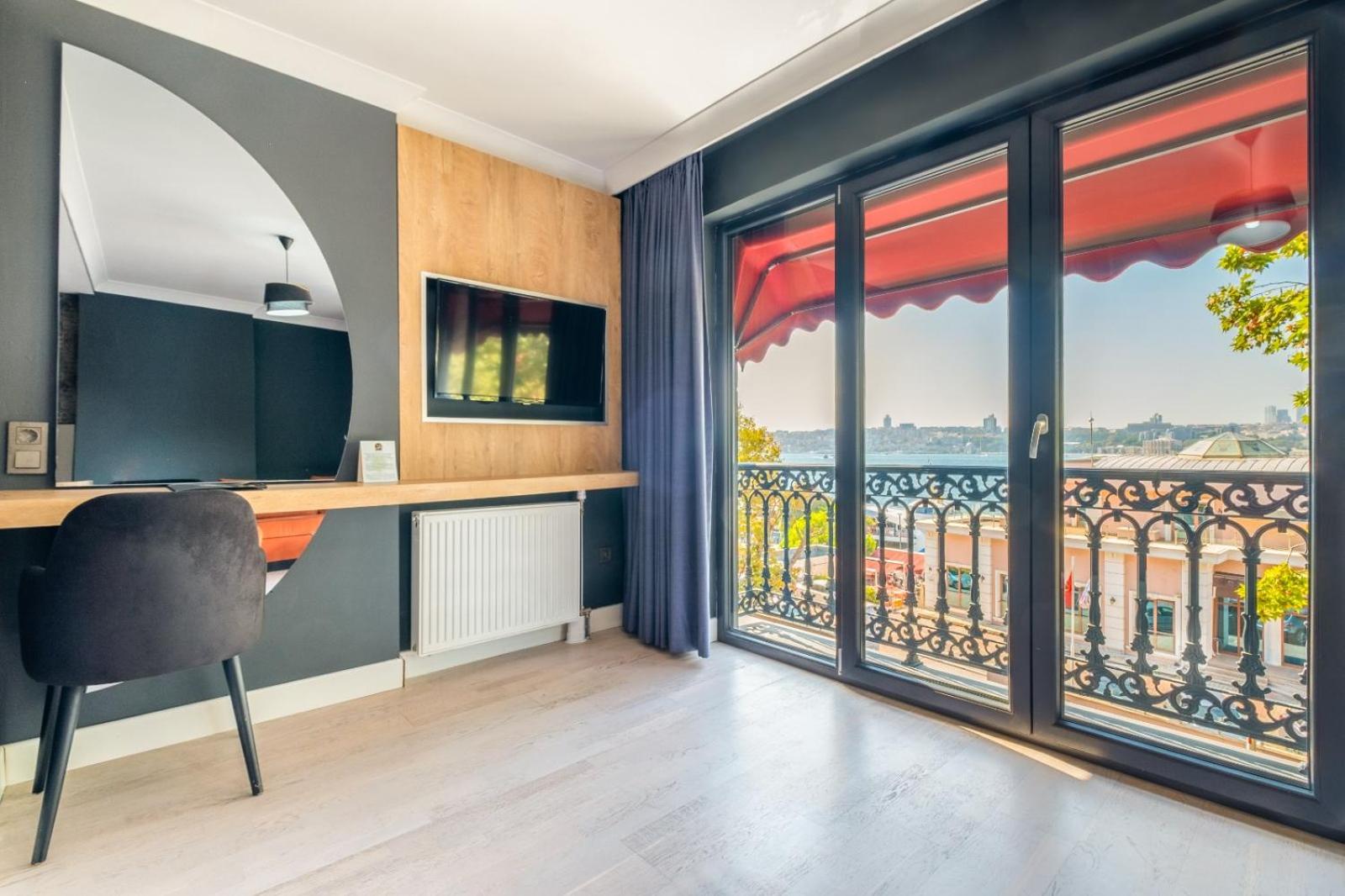 Deluxe Double Room with Sea View photo 1