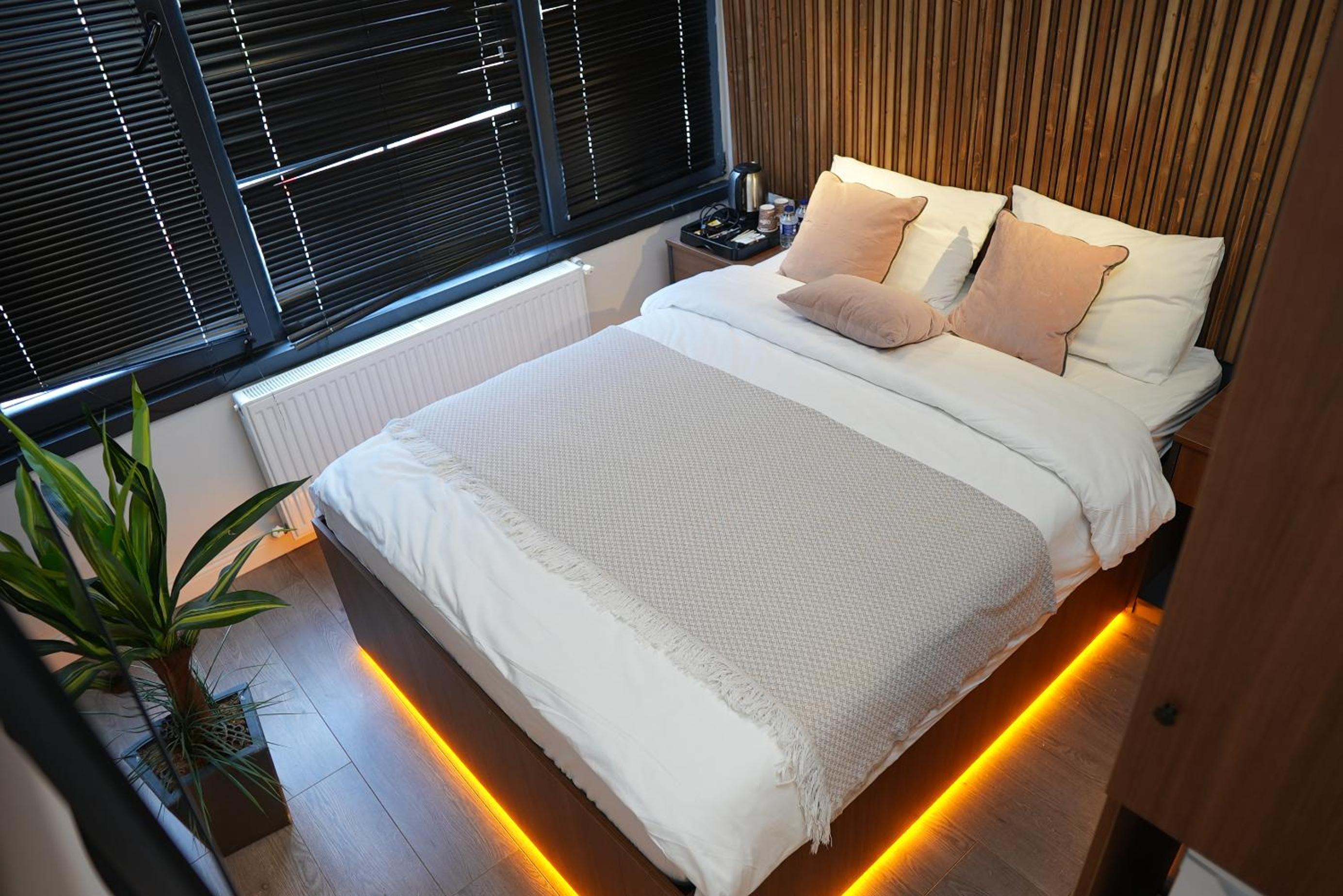 Budget Double Room photo 1