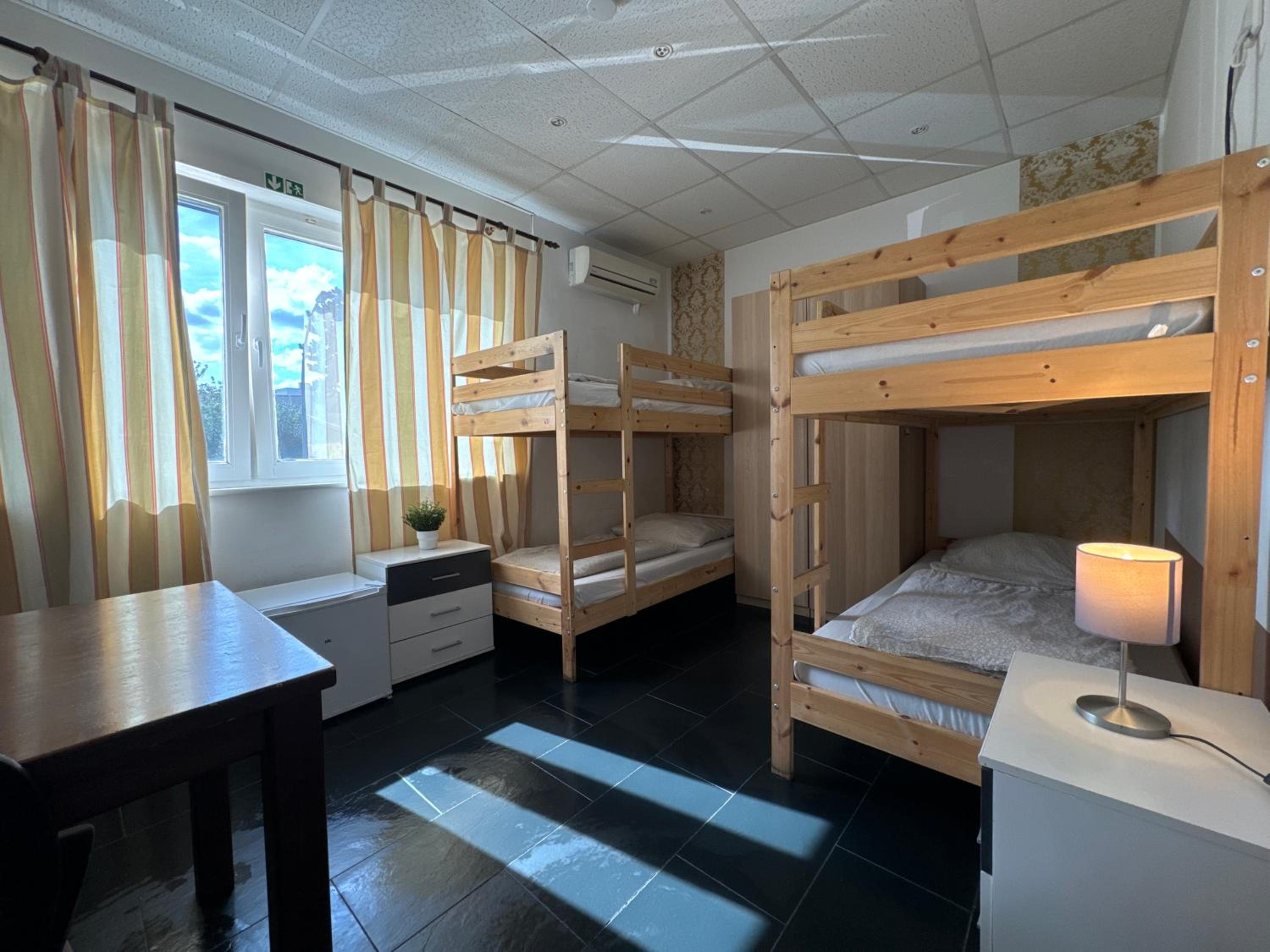 Bed in 4-Bed Female Dormitory Room photo 1