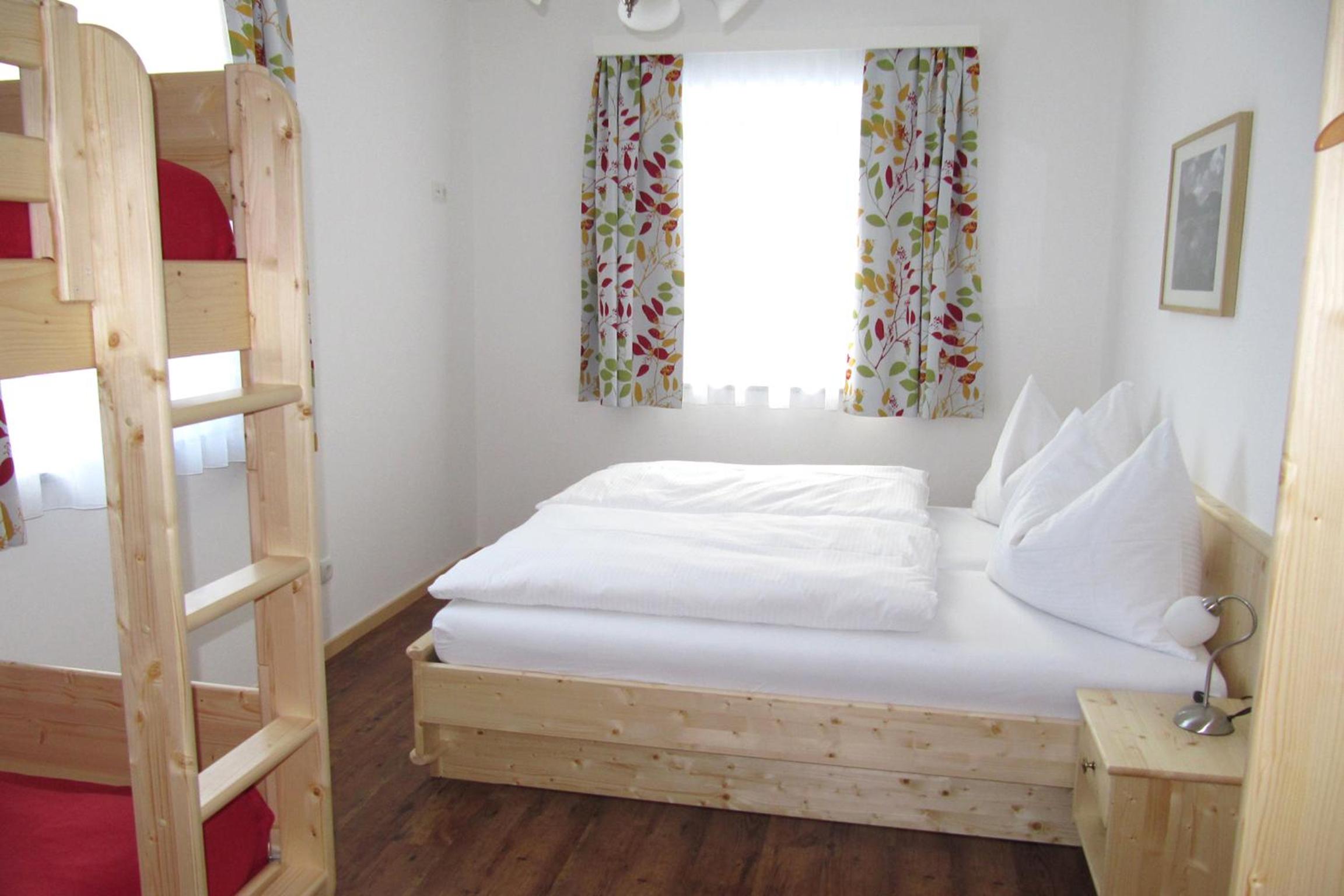 Apartment with Mountain View photo 1