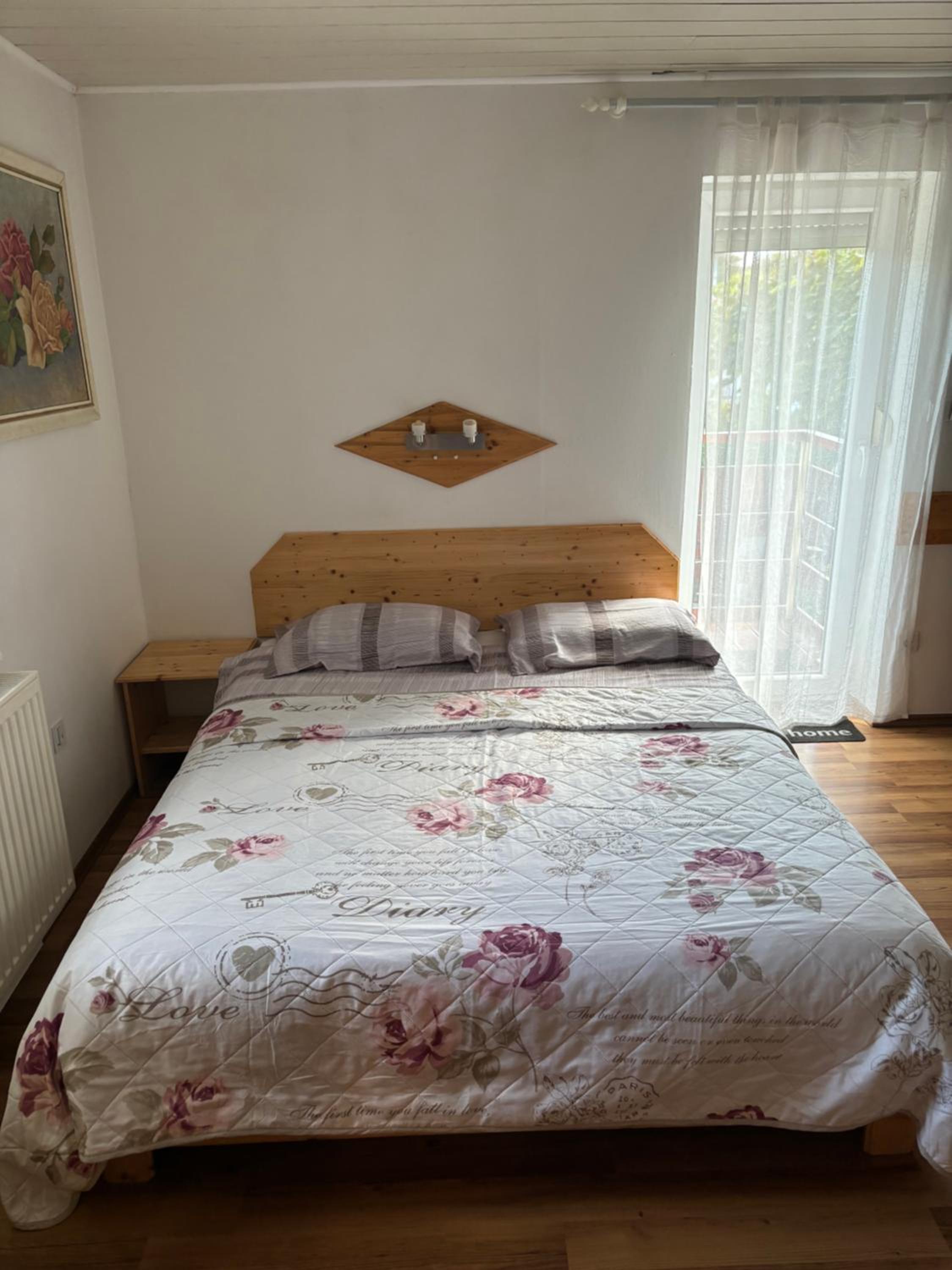 Studio Apartment photo 1