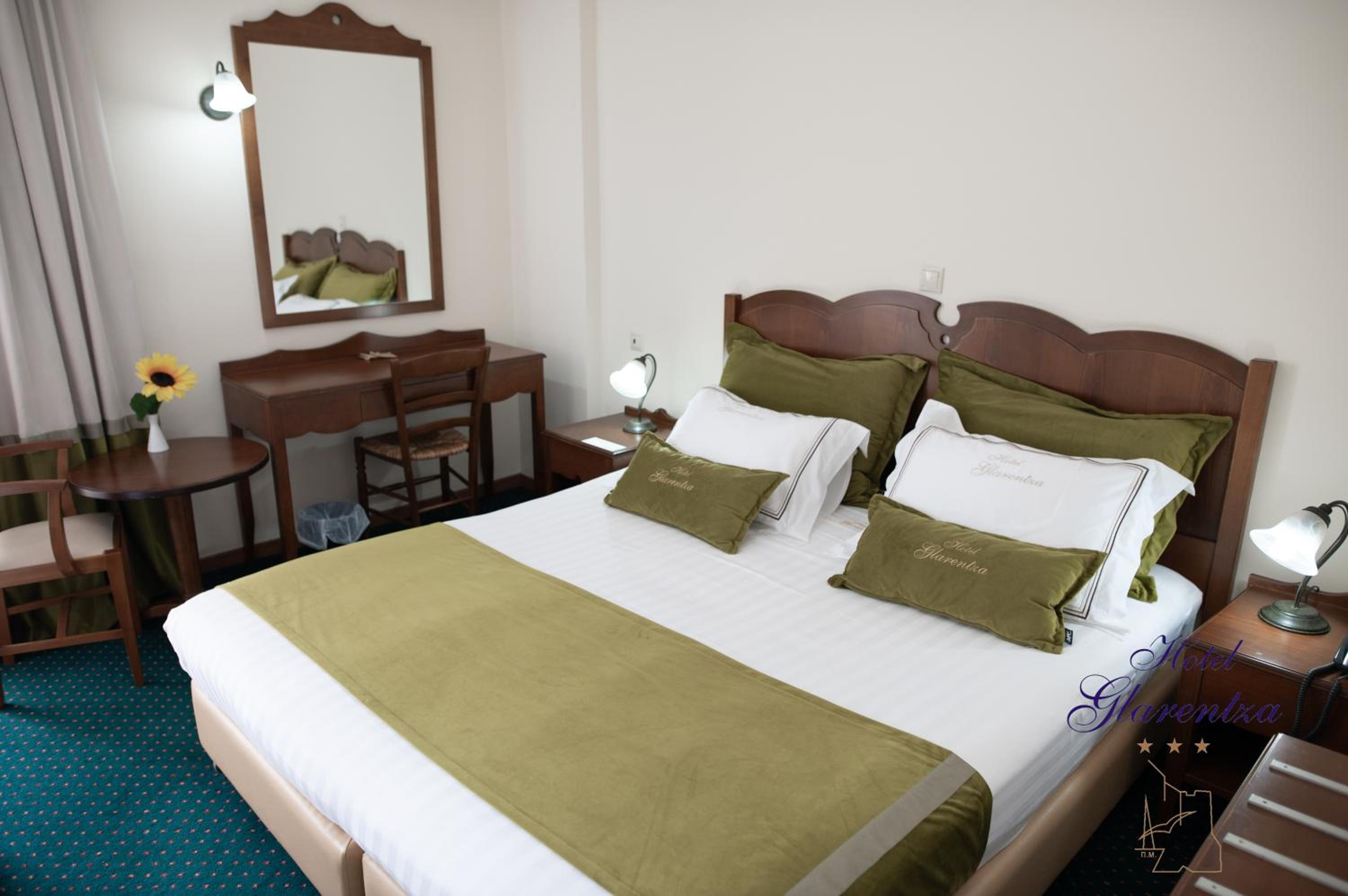 Double Room with Balcony and Sea View - Photo 5