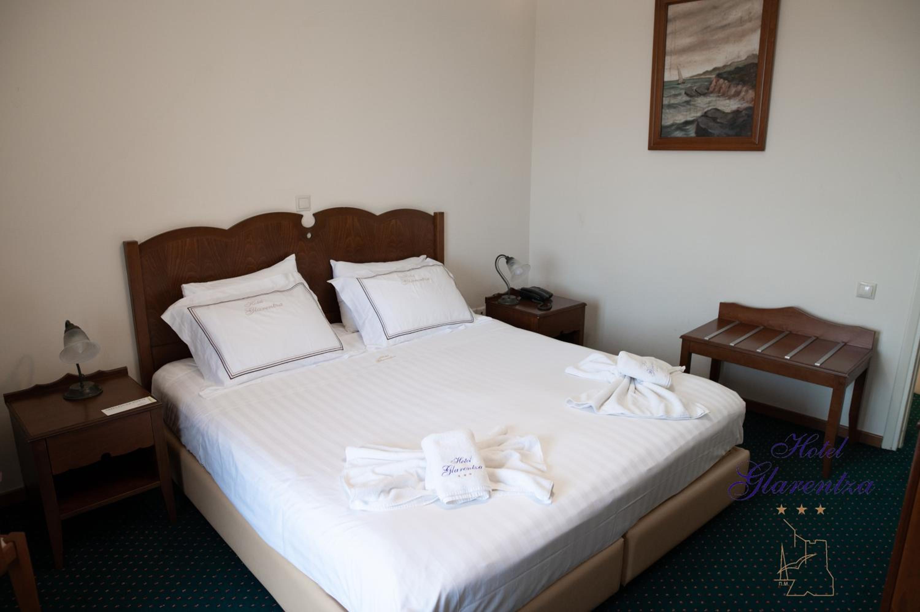 Double Room - Disability Access - Photo 9