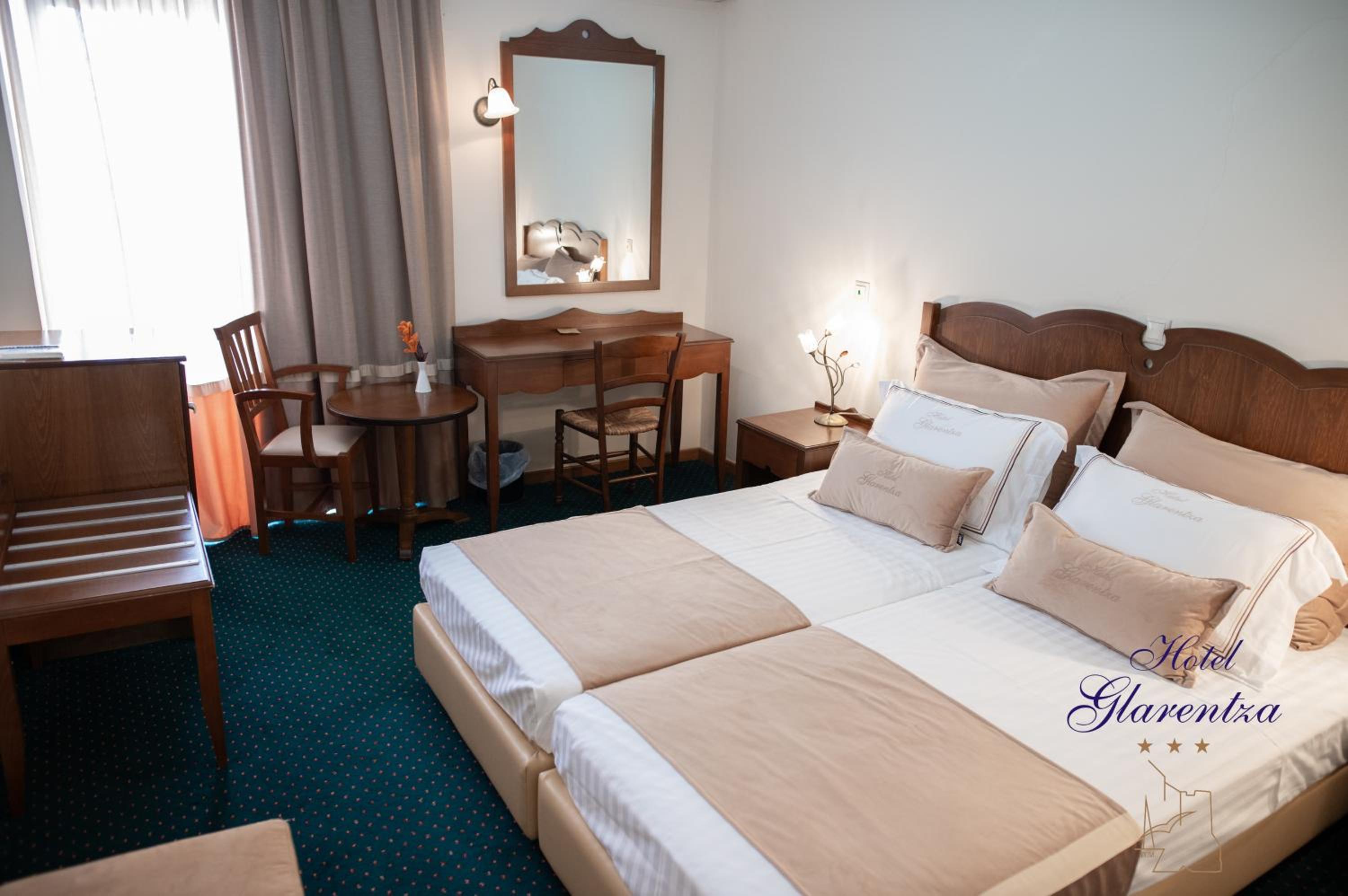 Twin Room with Sea View - Photo 5