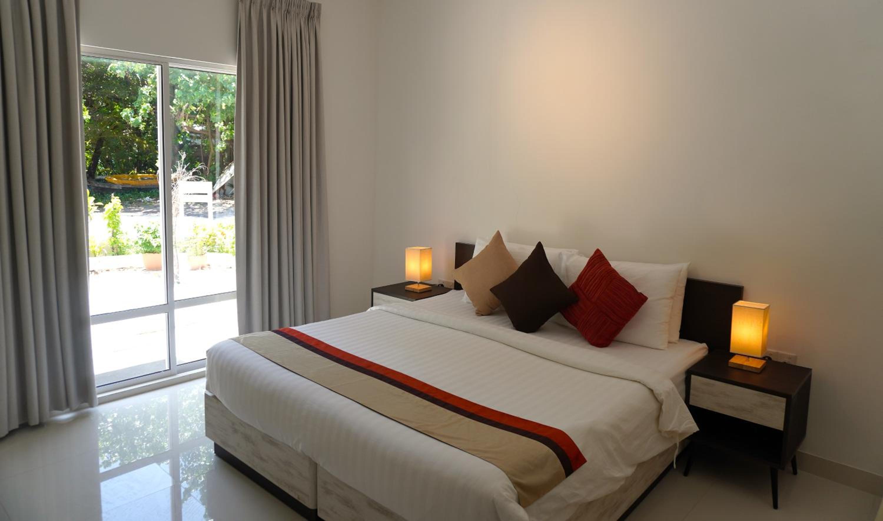 Deluxe Double Room photo 2