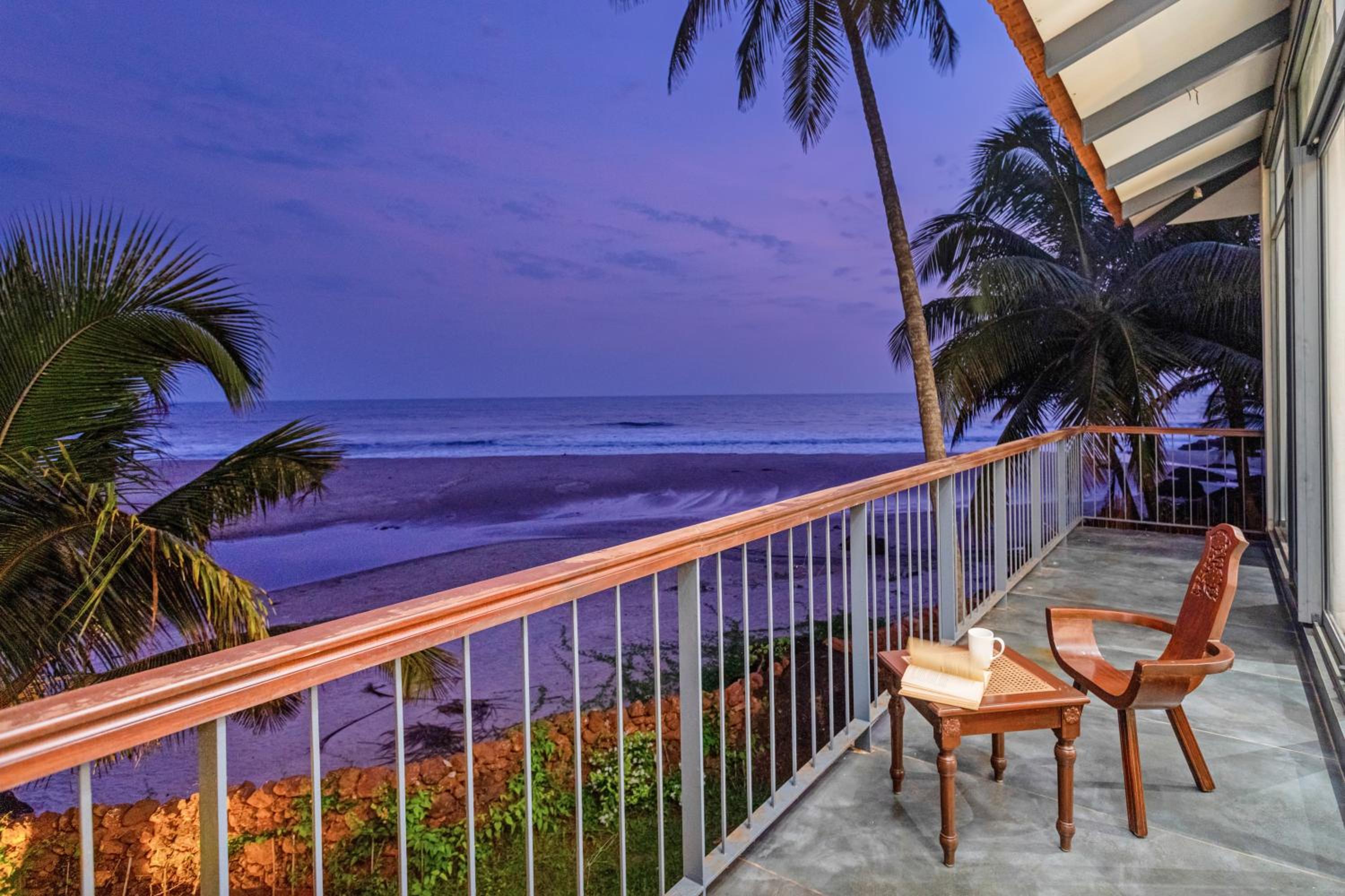 Villa - Beach Front photo 2