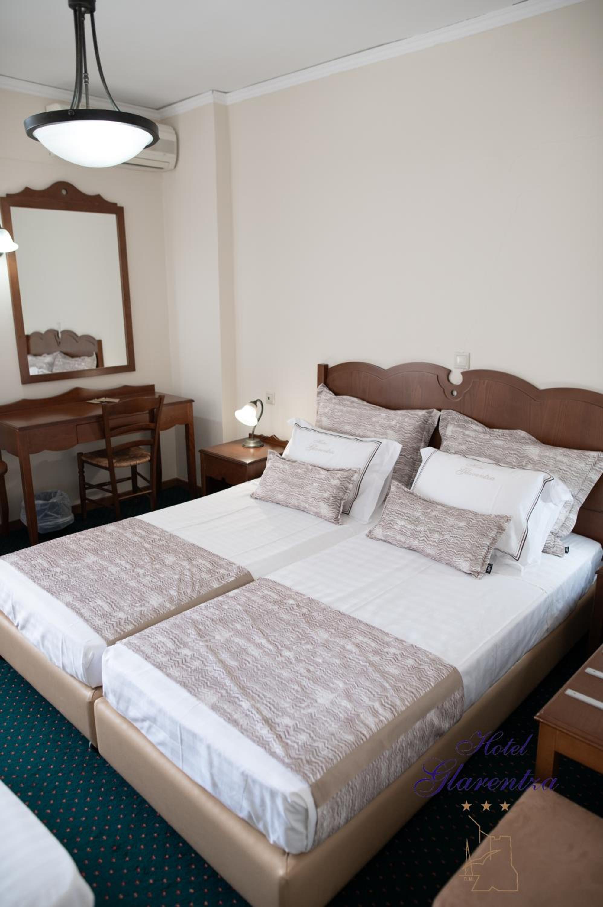 Triple Room with Balcony - Photo 2