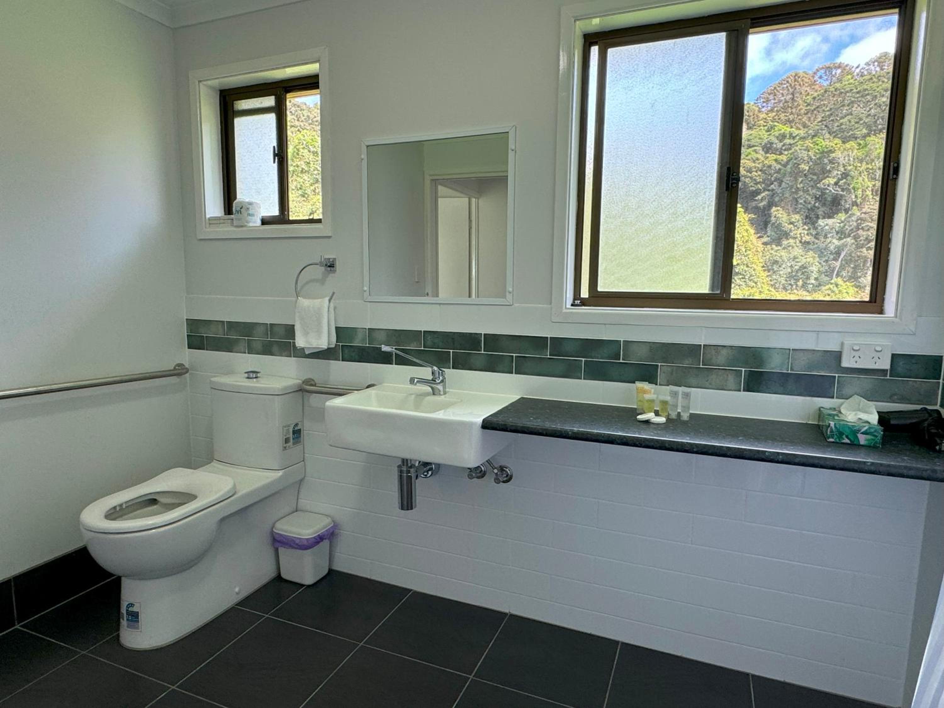 Apartment - Disability Access photo 2