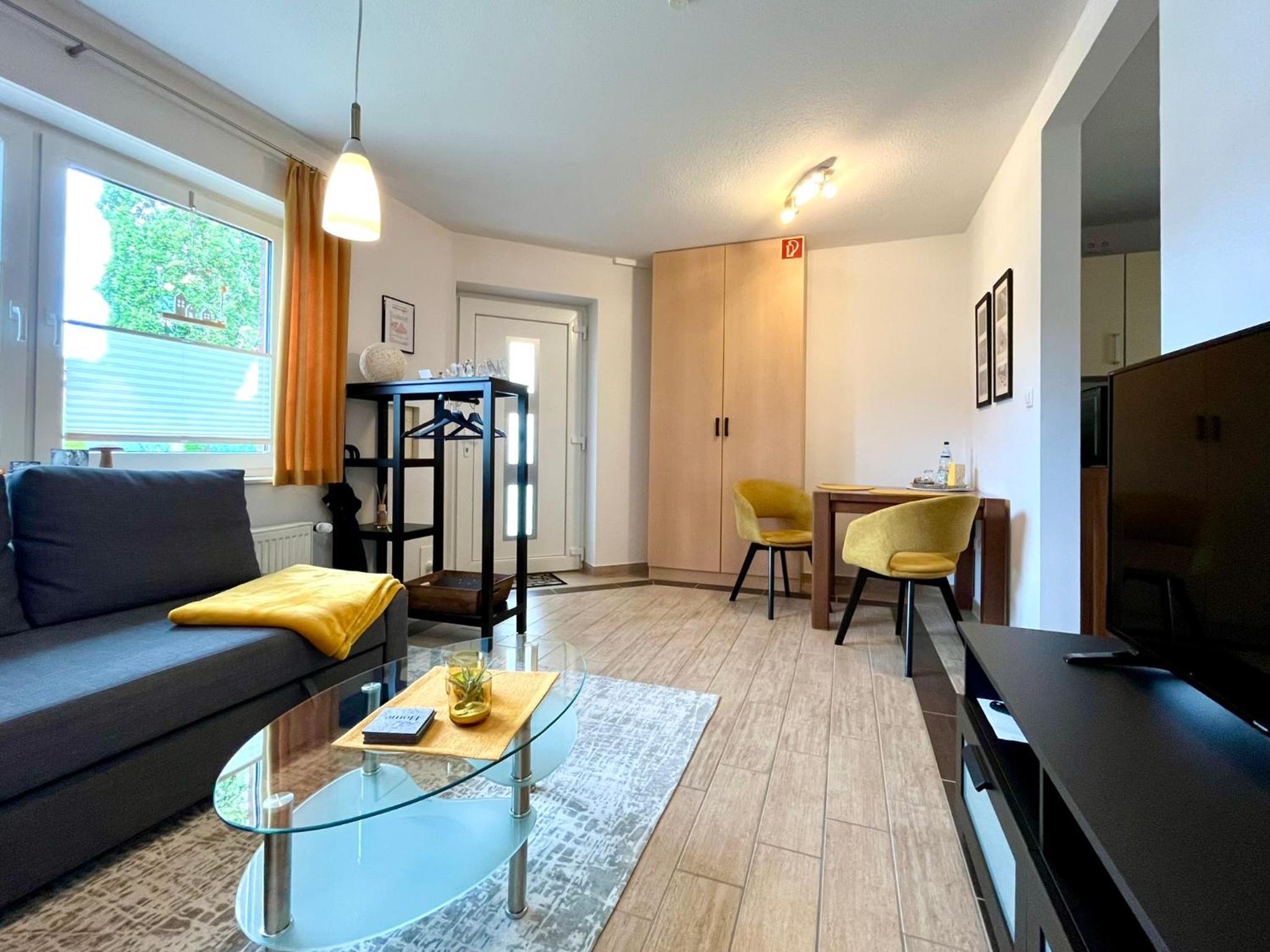 One-Bedroom Apartment photo 1