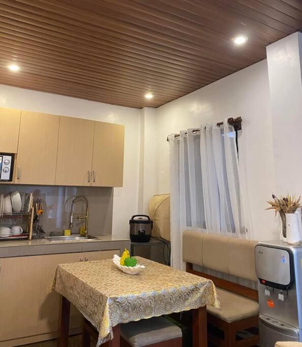One-Bedroom House photo 3