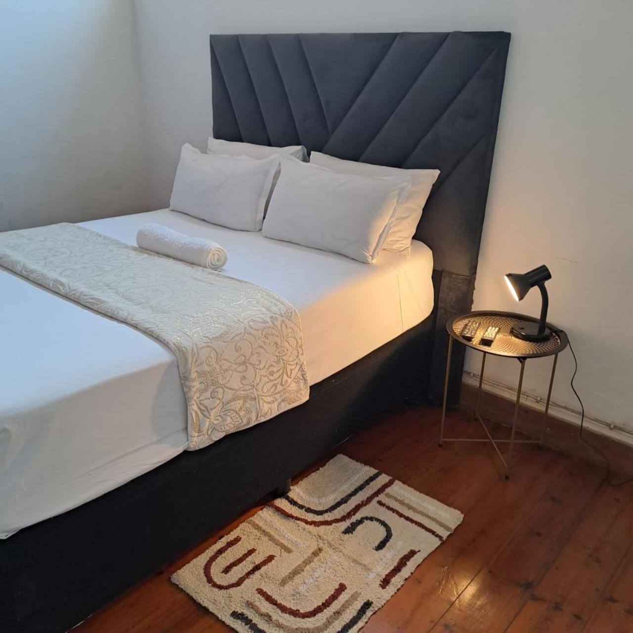 Budget Double Room photo 2
