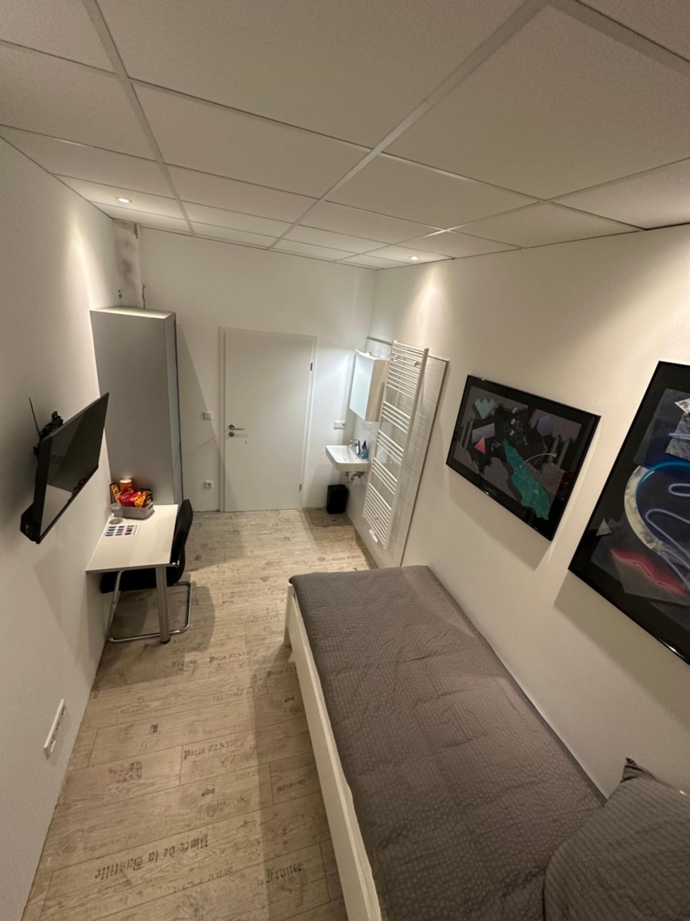 Single Room photo 1