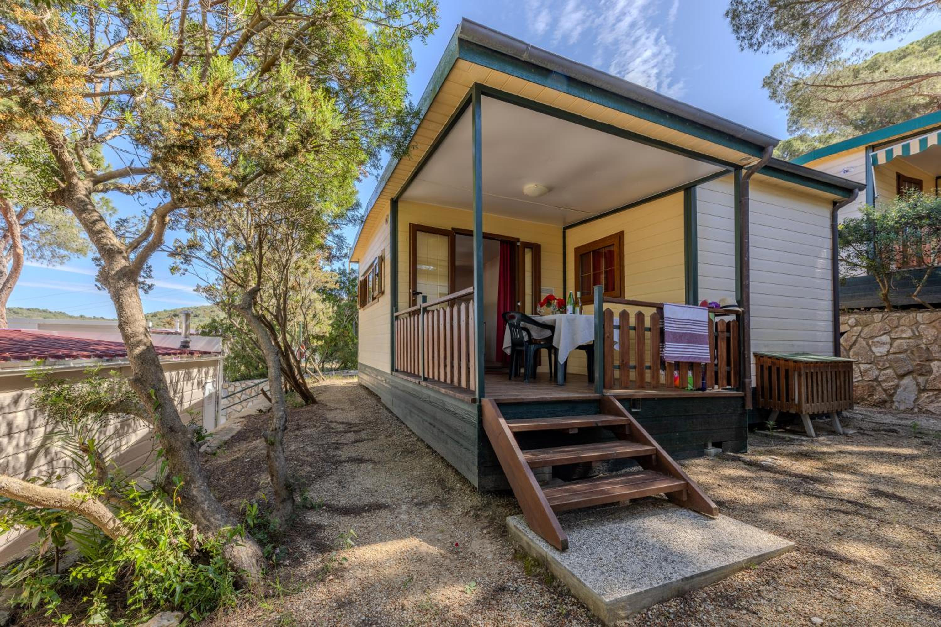 Deluxe Bungalow photo 3