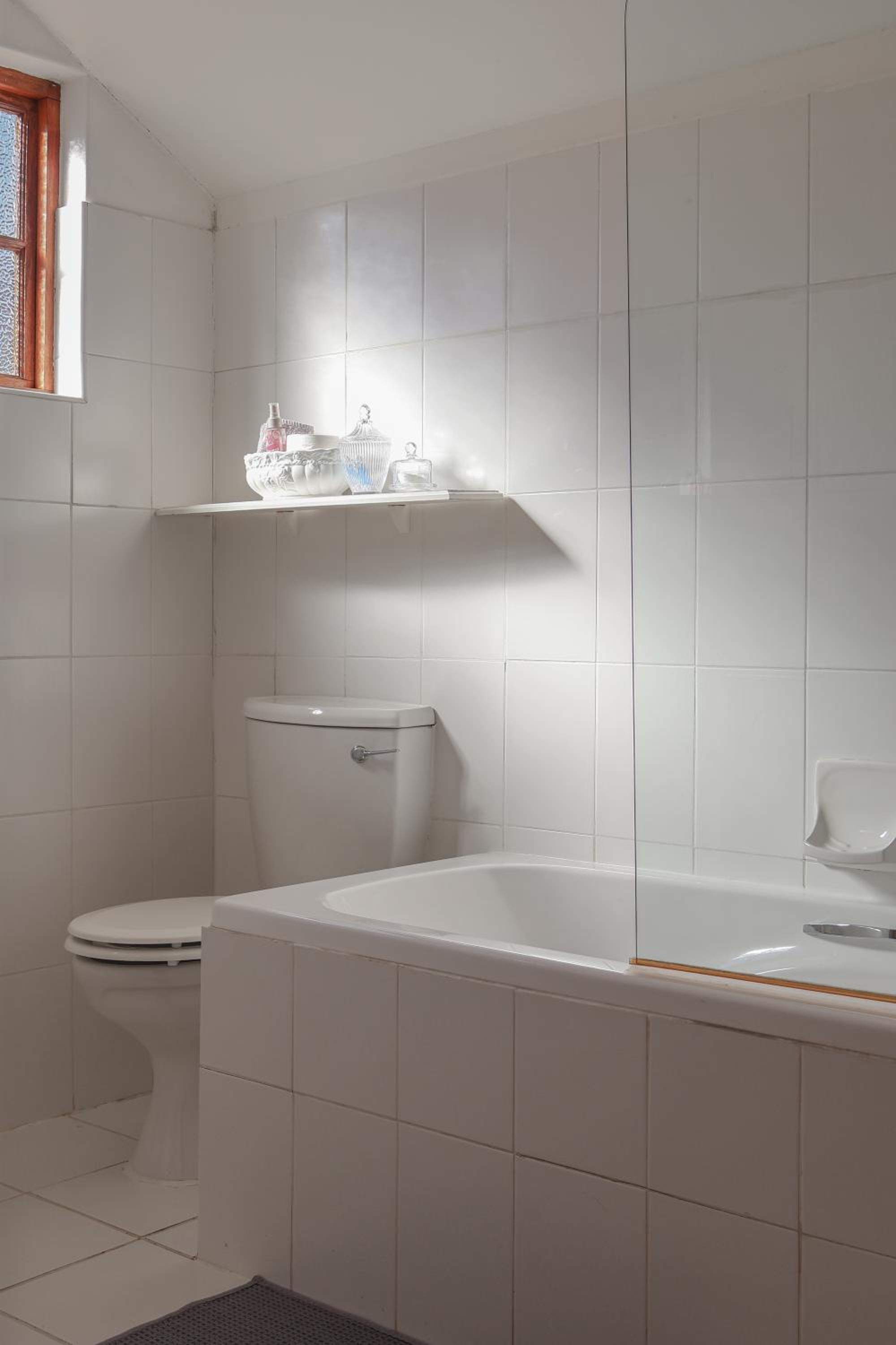 Suite - Photo 2