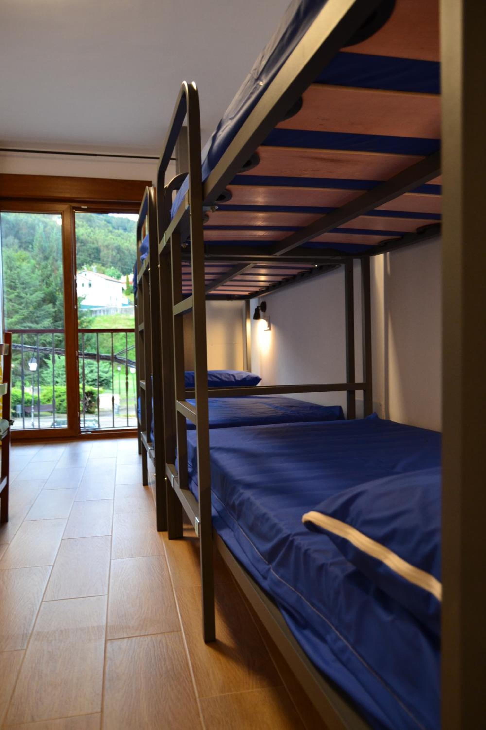 Habitación Cuádruple con Baño Privado