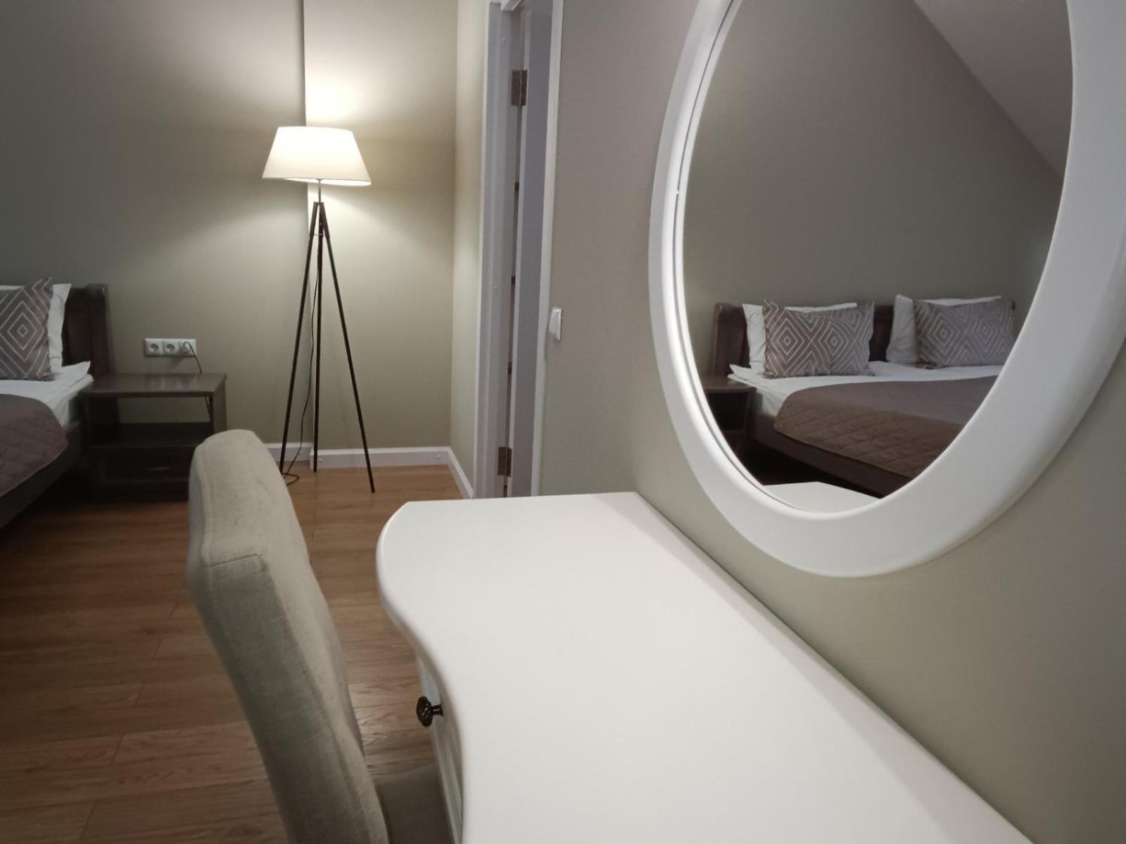 One-Bedroom Suite