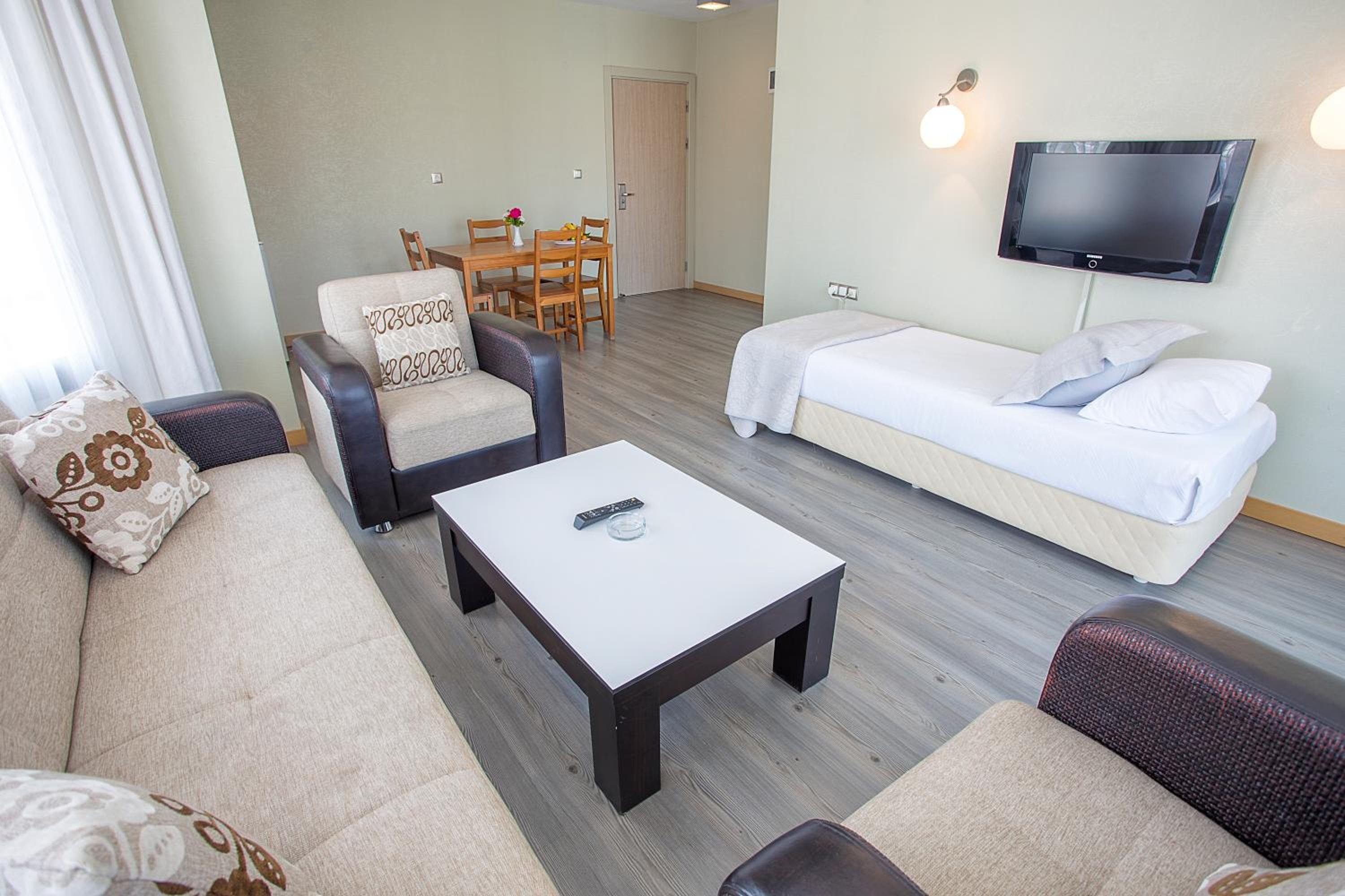 Suite with Balcony photo 2