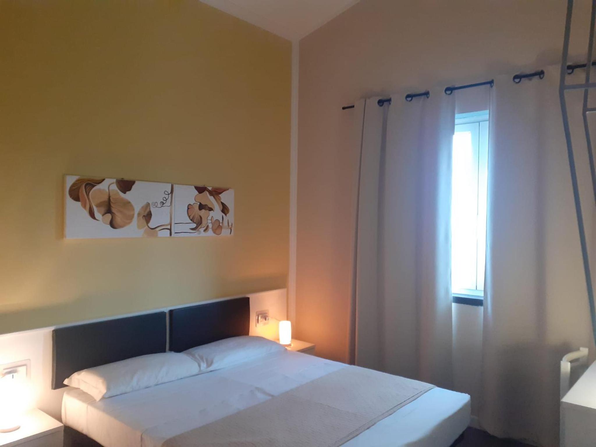 Double or Twin Room with Sea View photo 3
