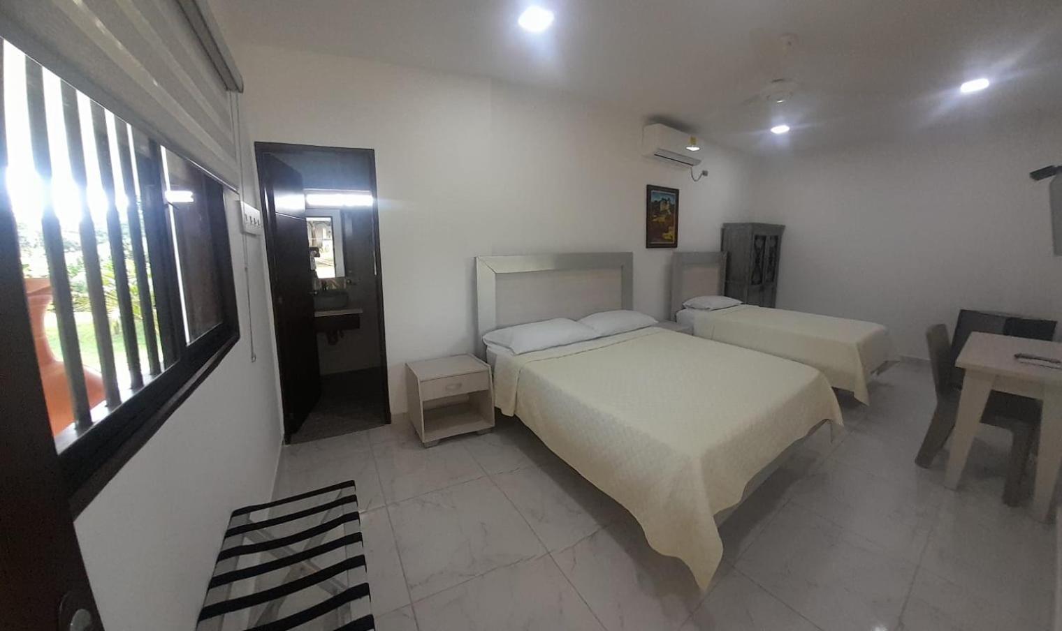Standard Double Or Twin Room photo 3