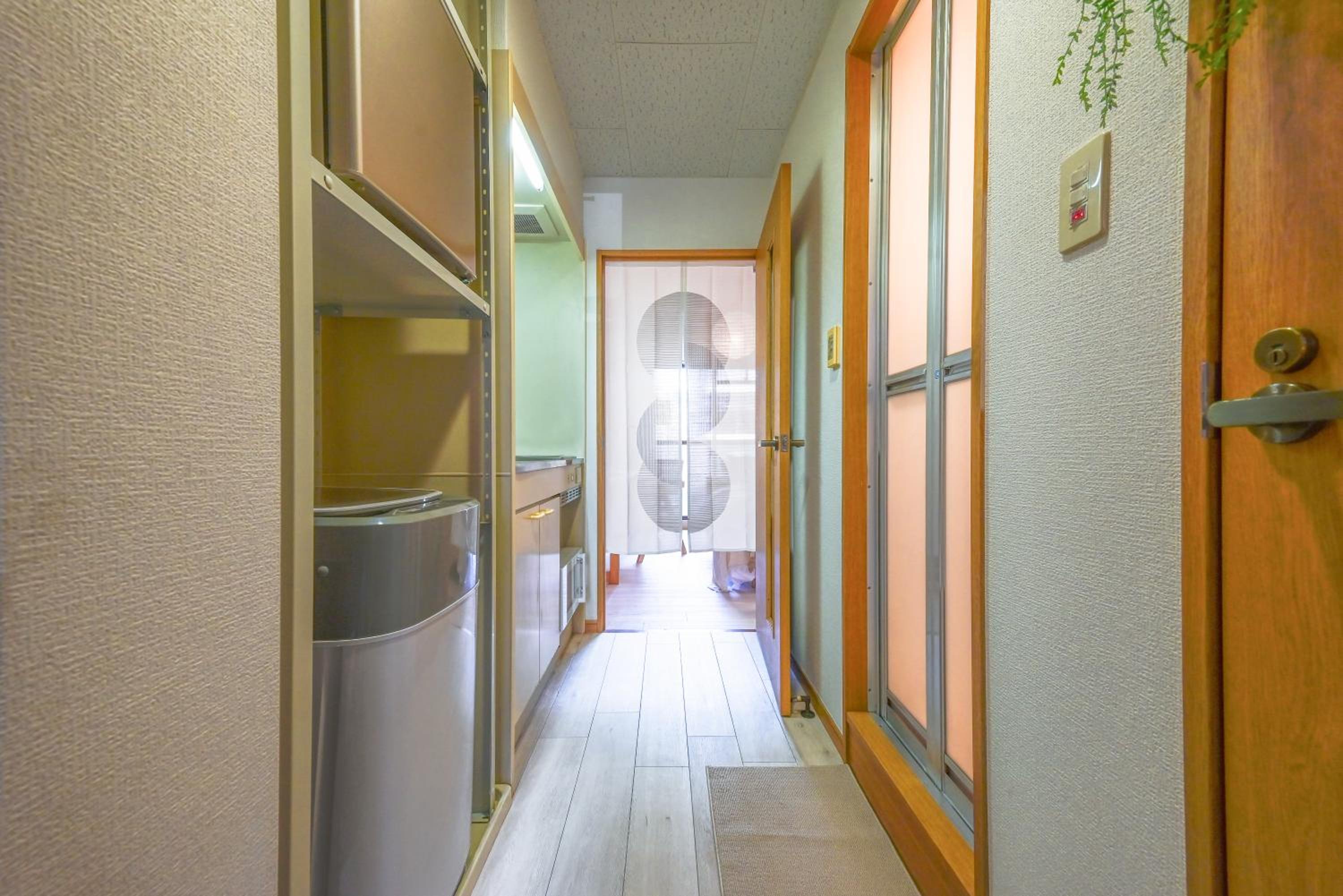 One-Bedroom Apartment photo 2