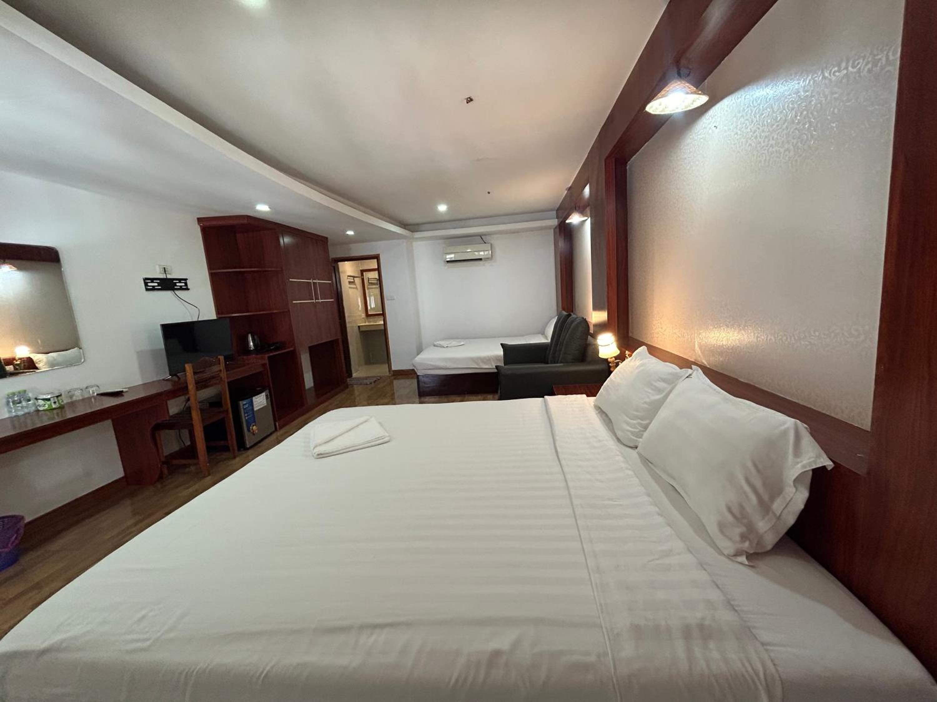 Deluxe Quadruple Room photo 1