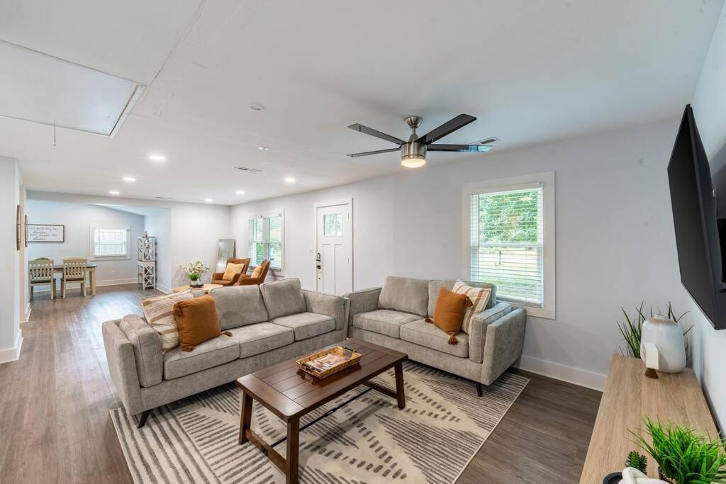 Two-Bedroom House photo 1