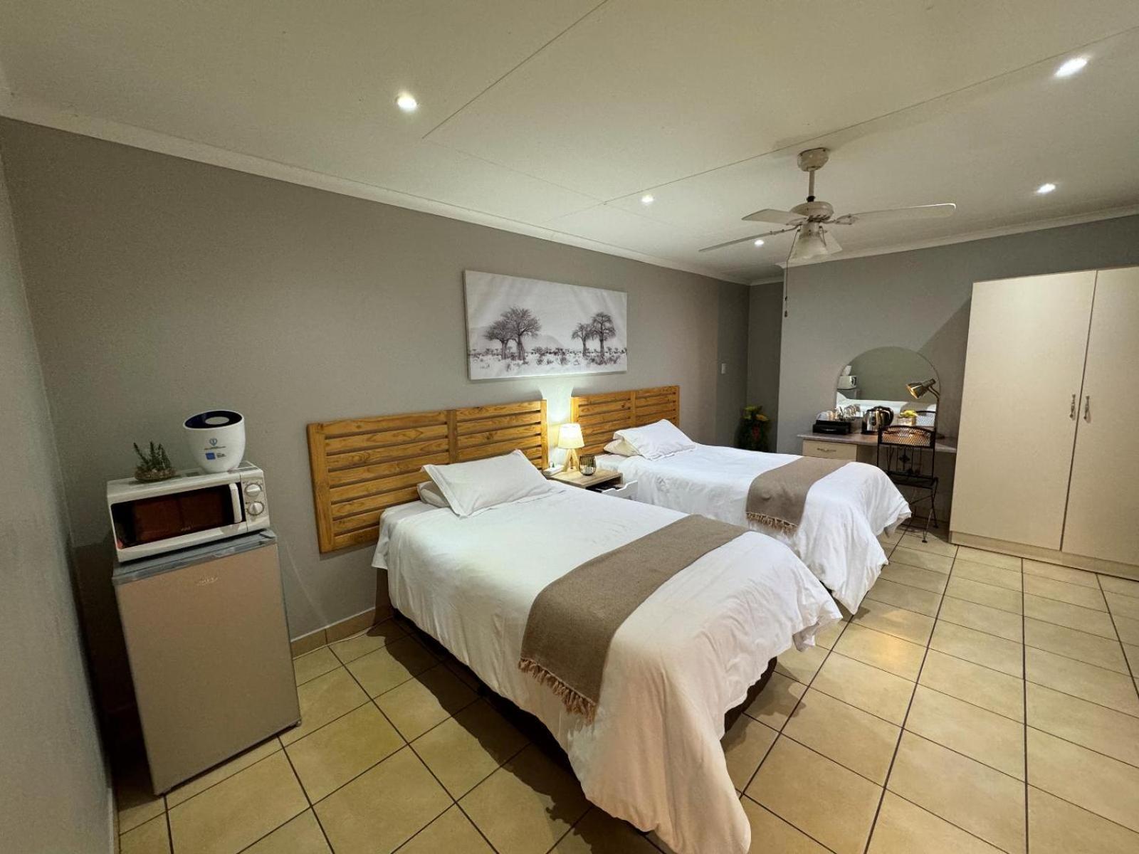 Double or Twin Room with Shower