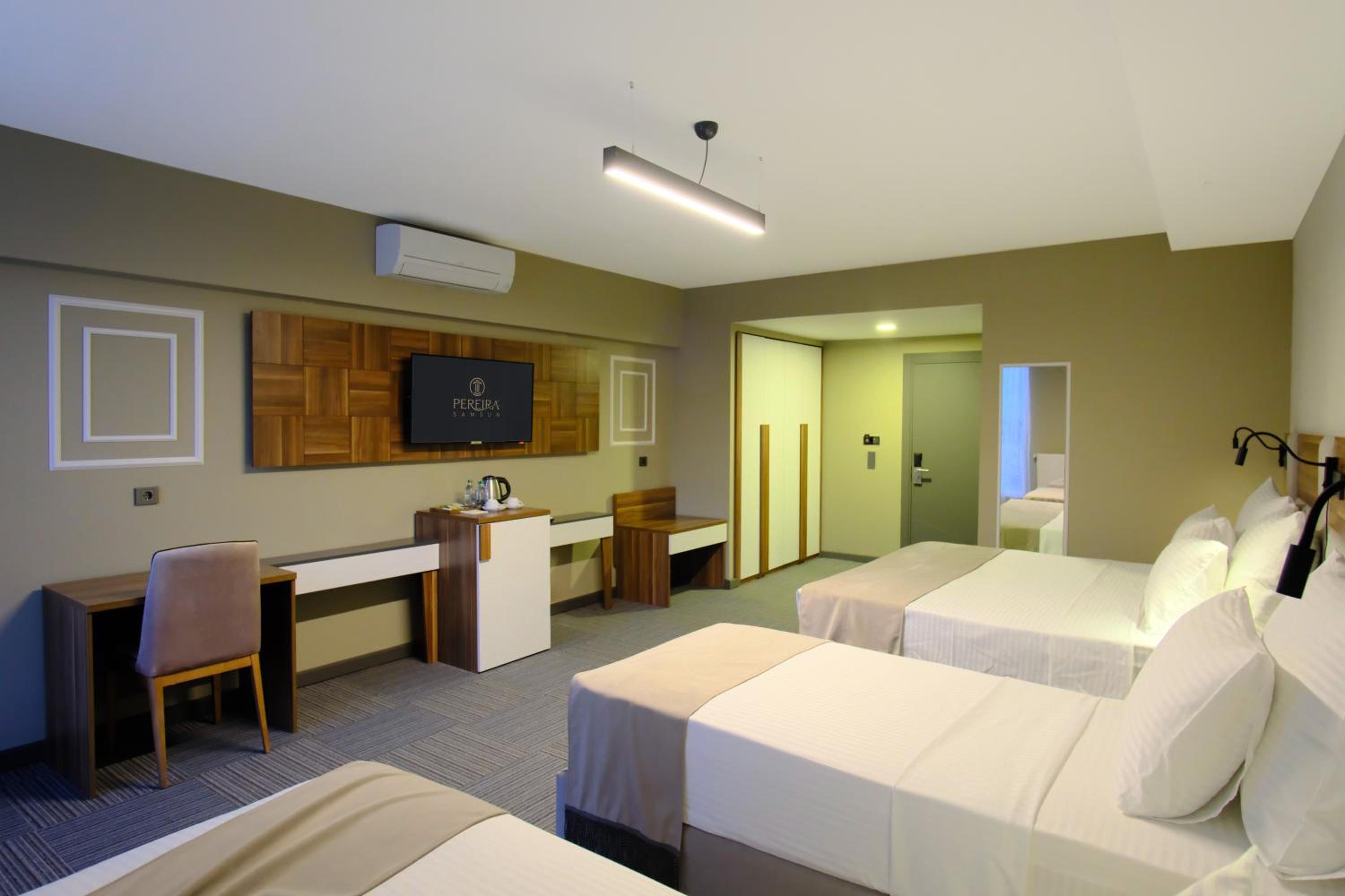 King Room