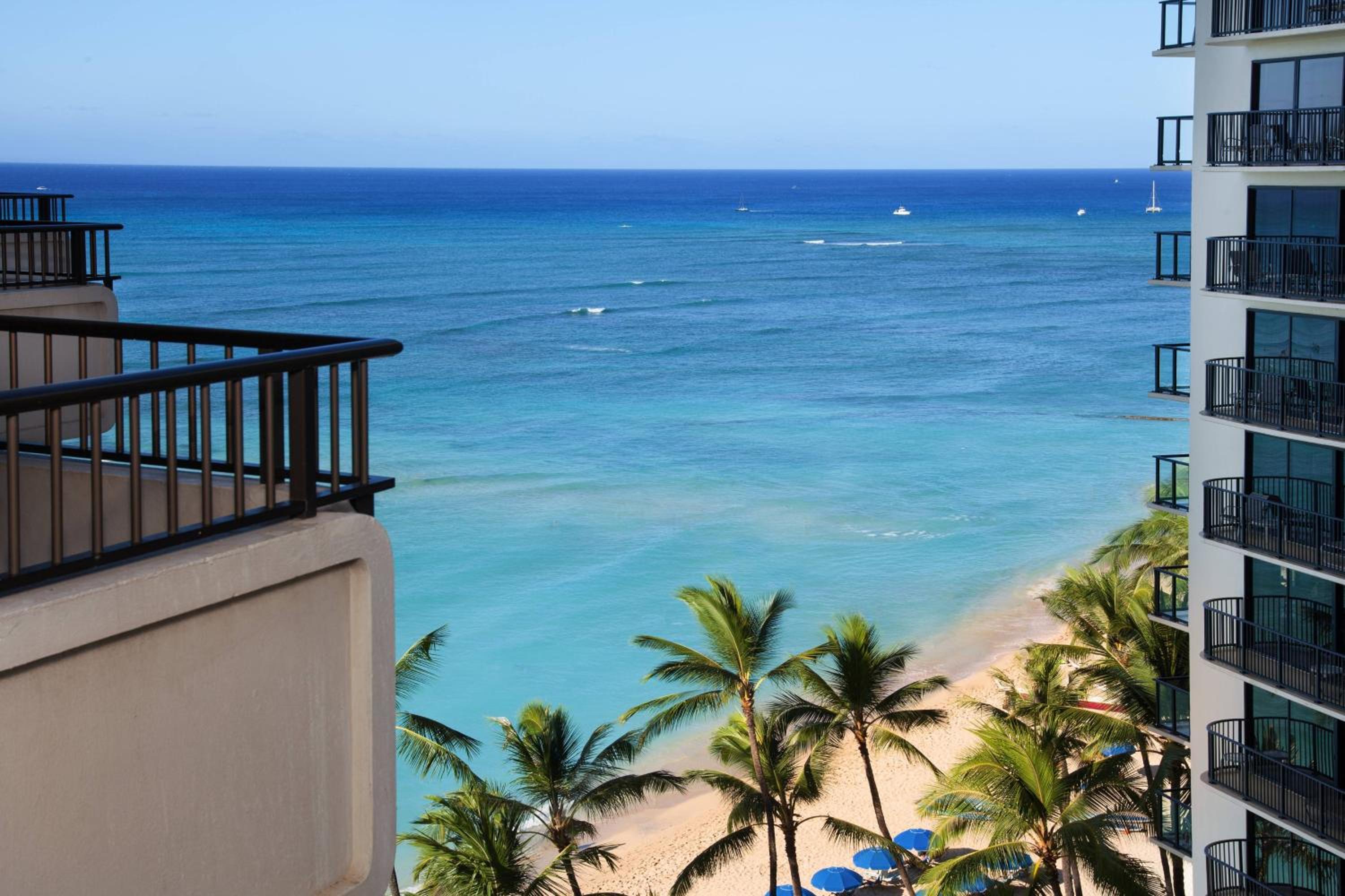 Newly Renovated Tower Partial Ocean View, Larger Guest room, 2 Double - Photo 3
