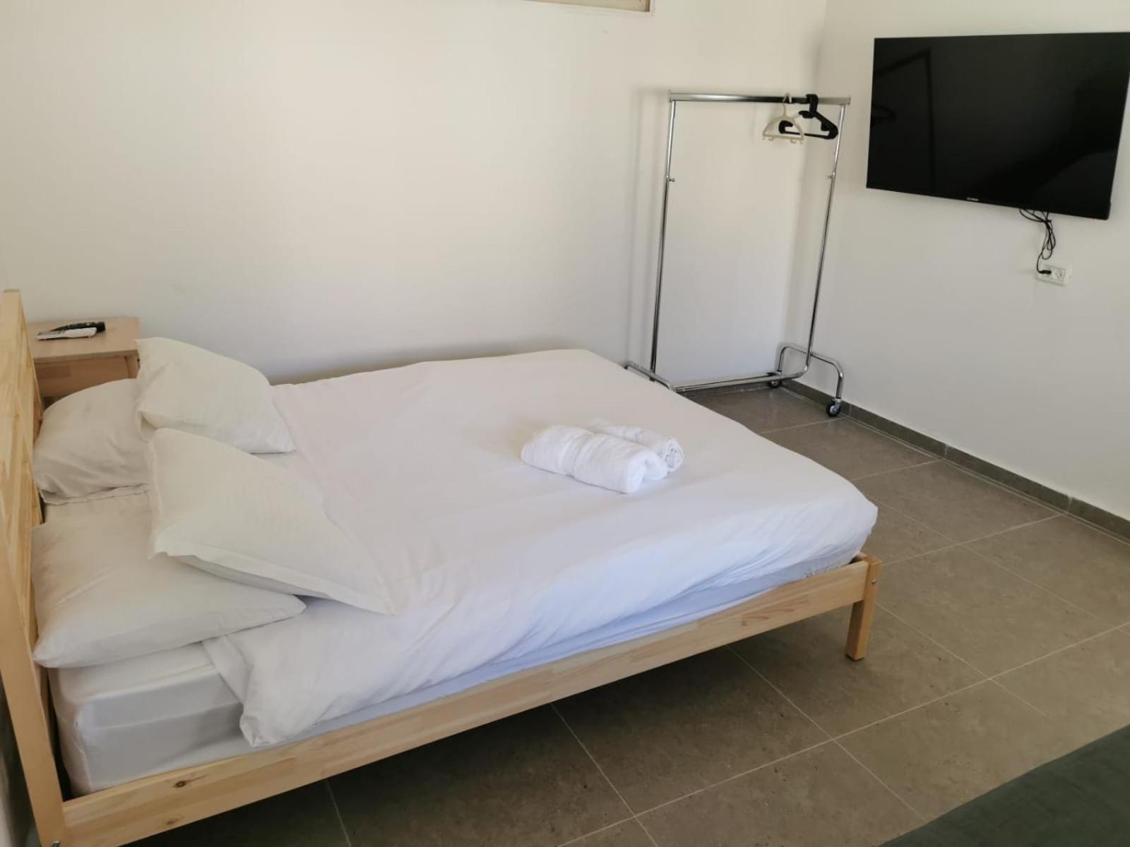 One-Bedroom Apartment with Balcony