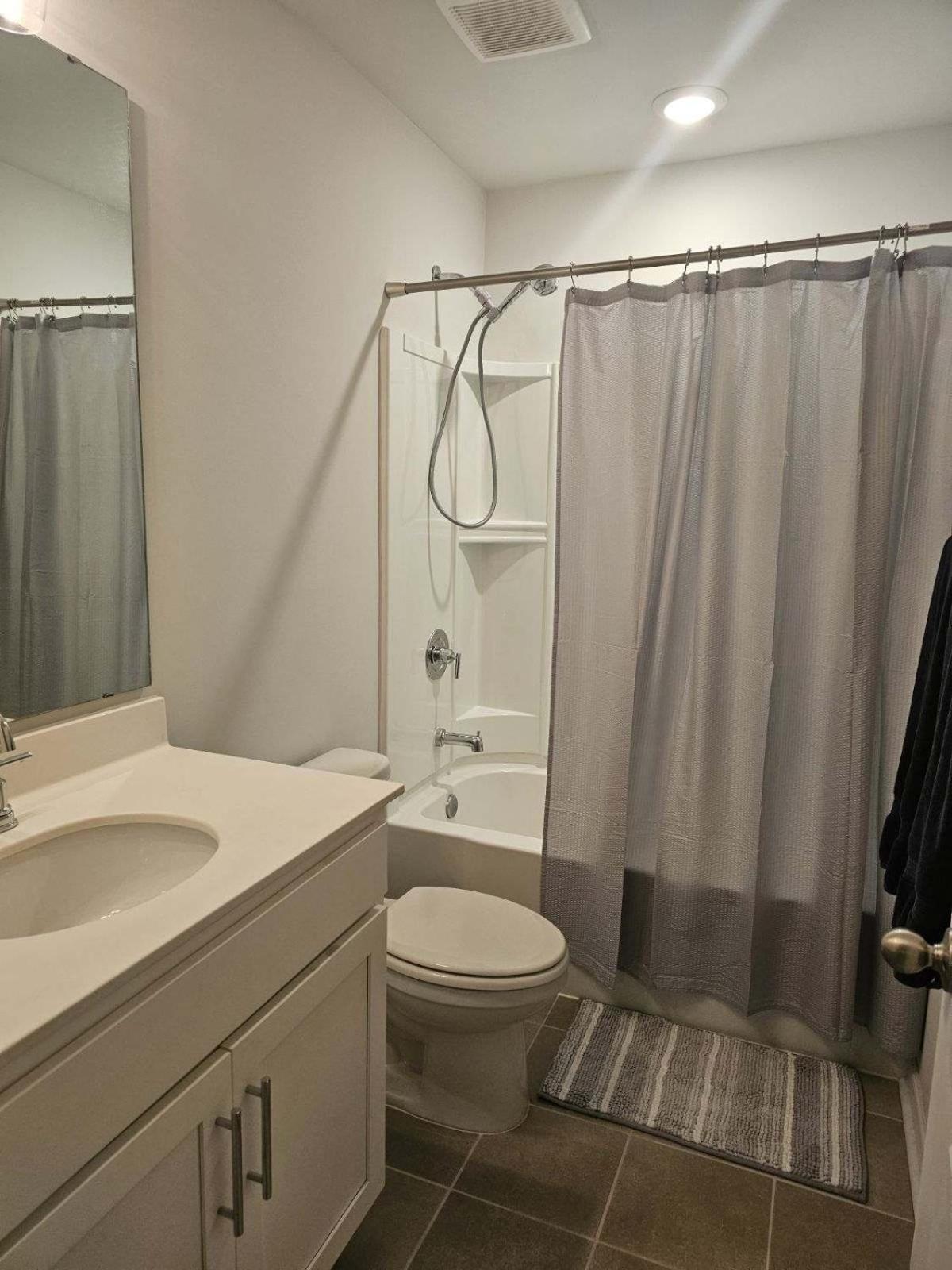 Three-Bedroom House photo 2