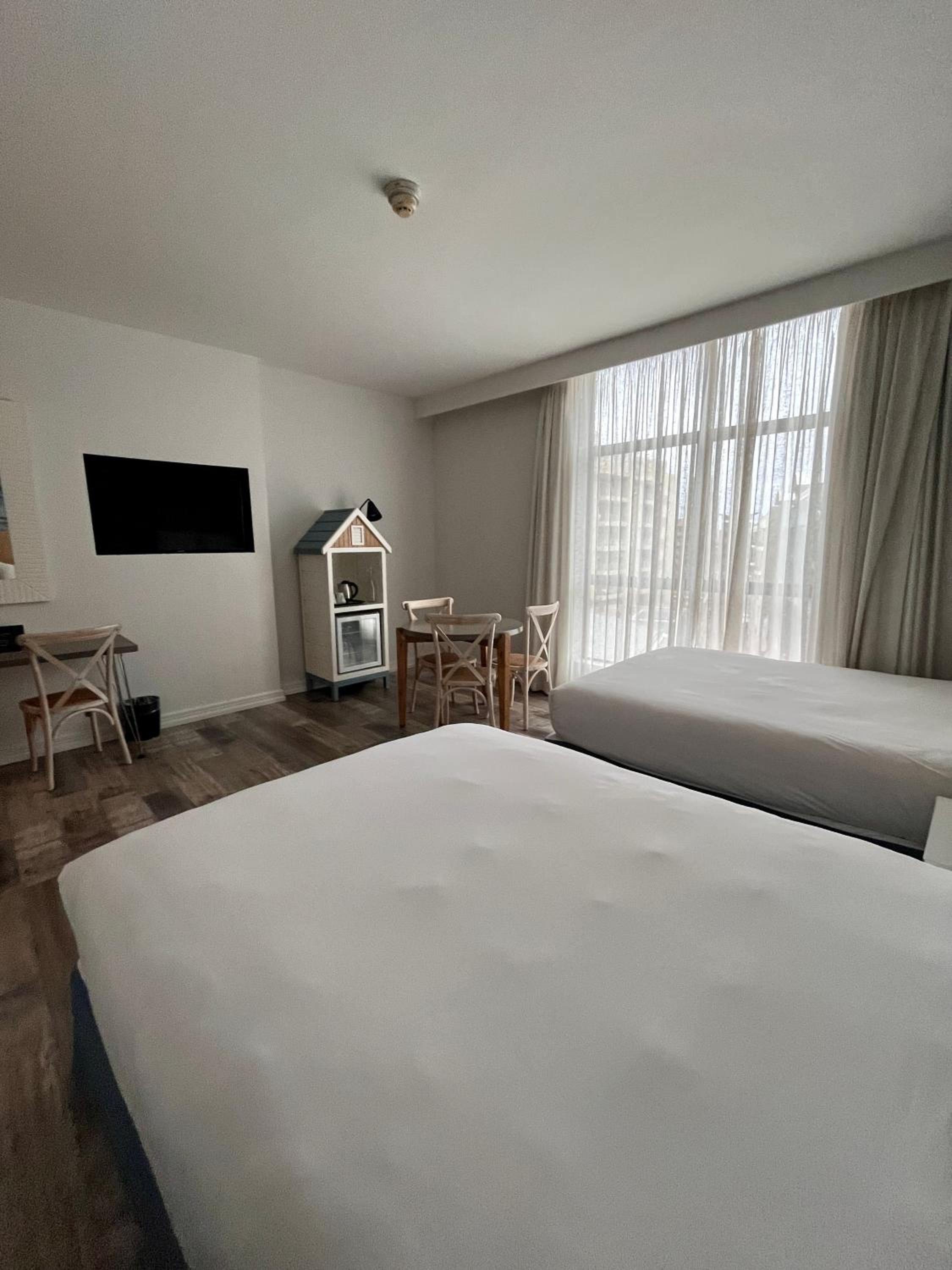 Double Room with Two Double Beds - Photo 1