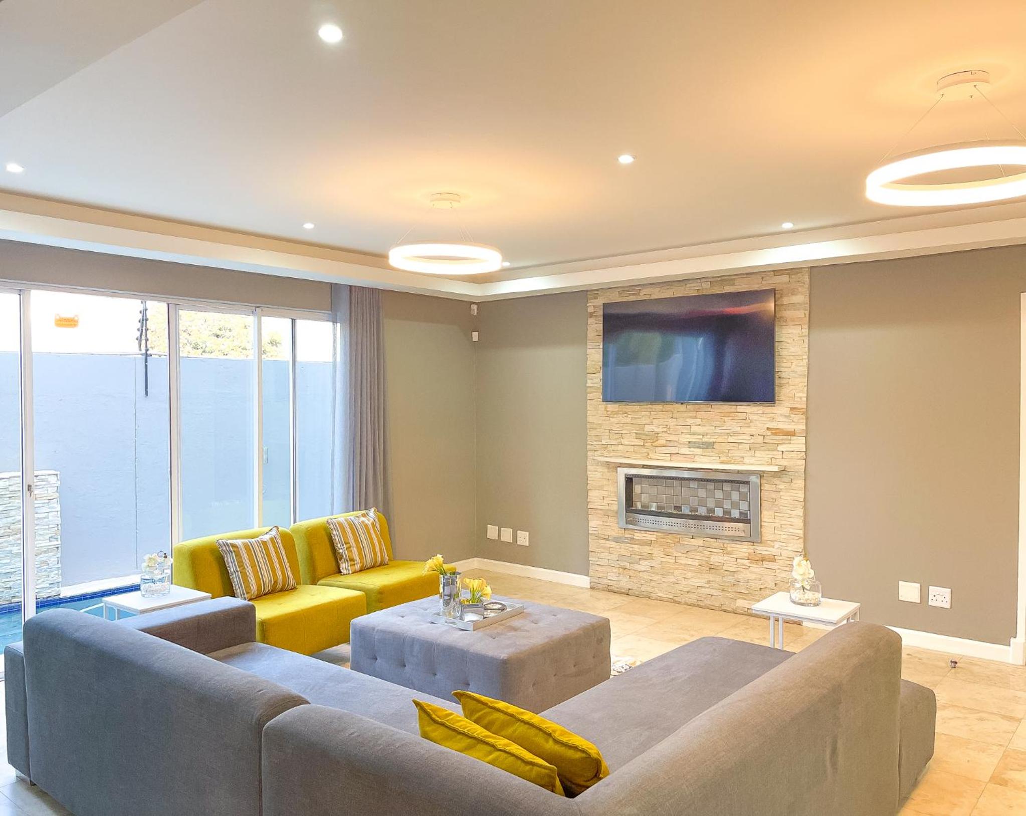 Villa photo 1