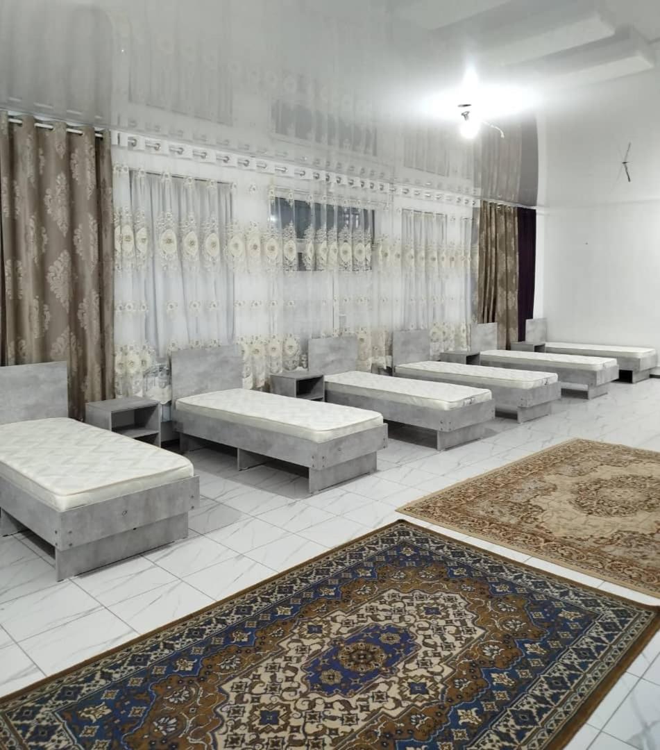 Bed in 10-Bed Mixed Dormitory Room photo 1