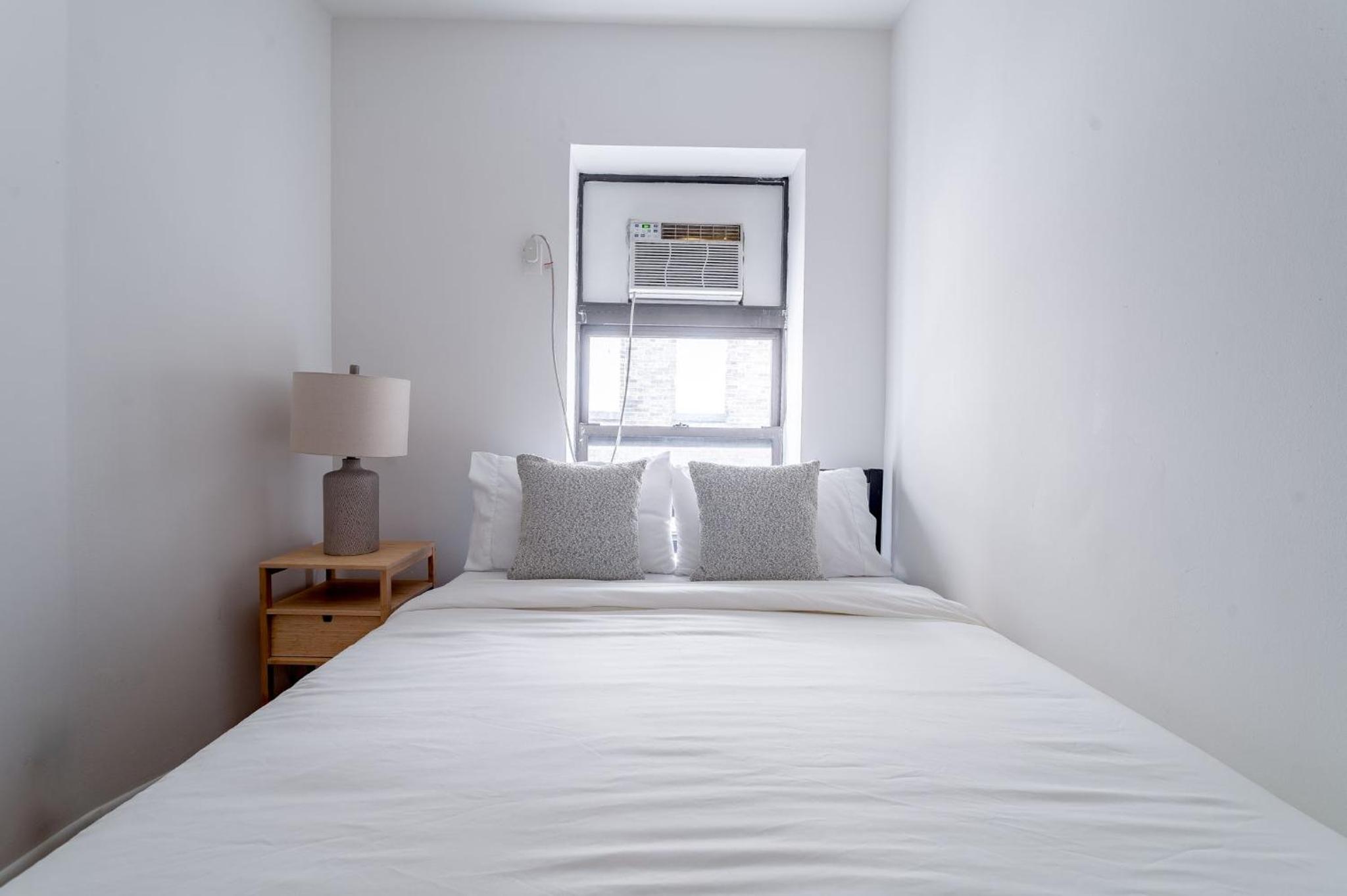 Three-Bedroom Apartment photo 2
